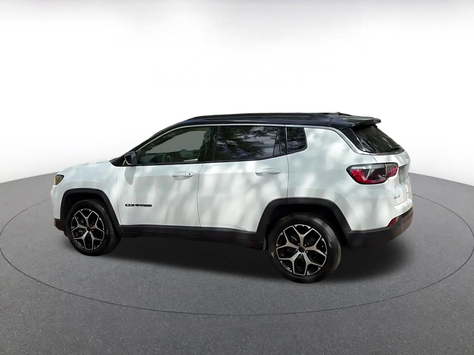 Thumbnail: 2025 Jeep Compass - 11