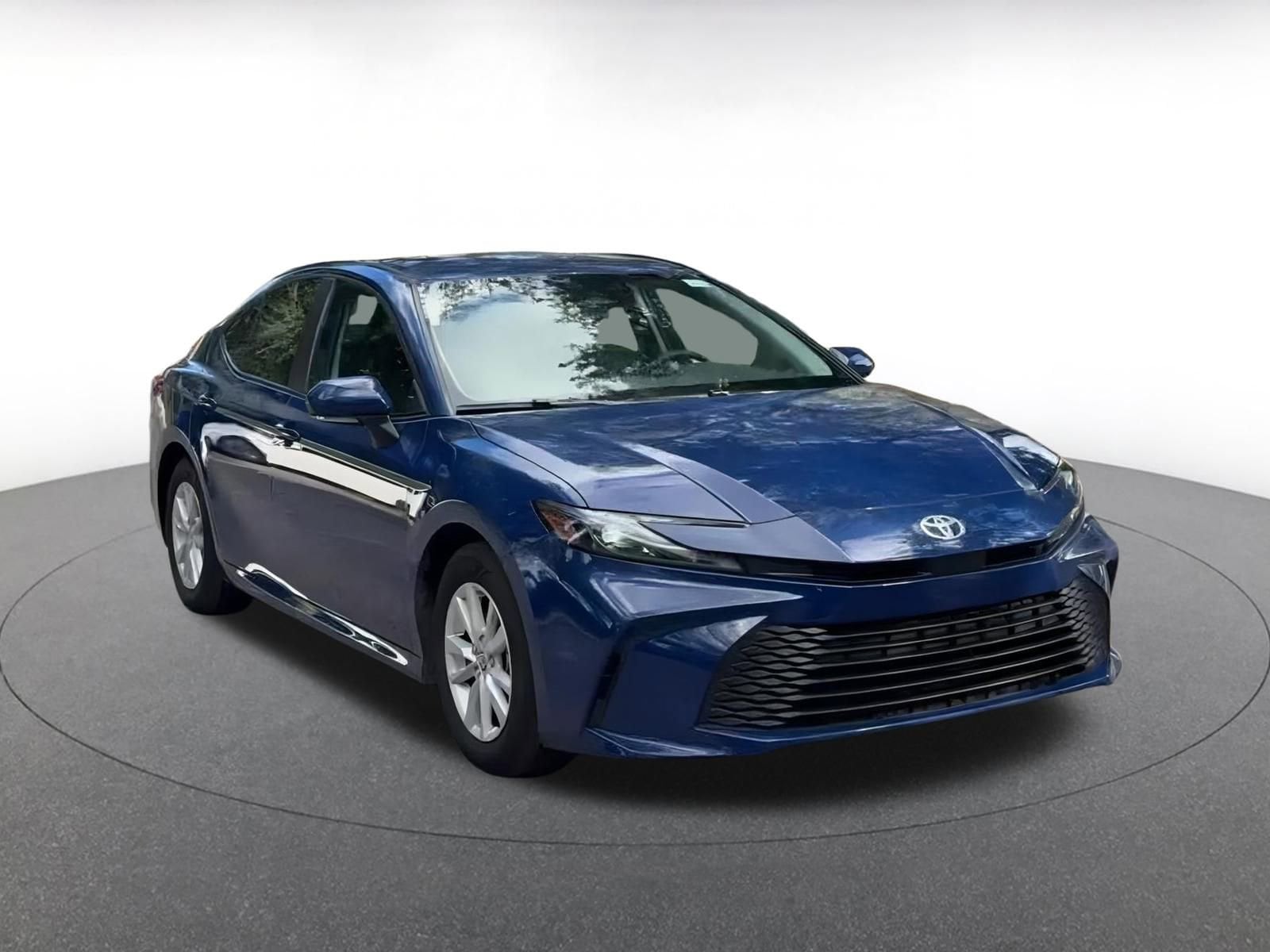 Thumbnail: 2025 Toyota Camry - 3