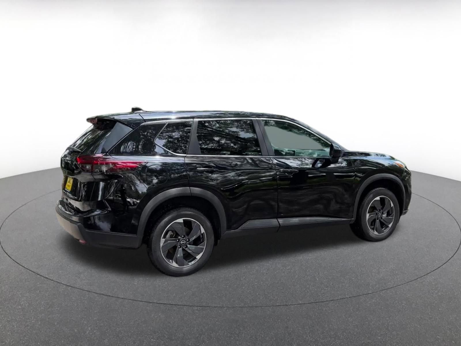 Thumbnail: 2025 Nissan Rogue - 15