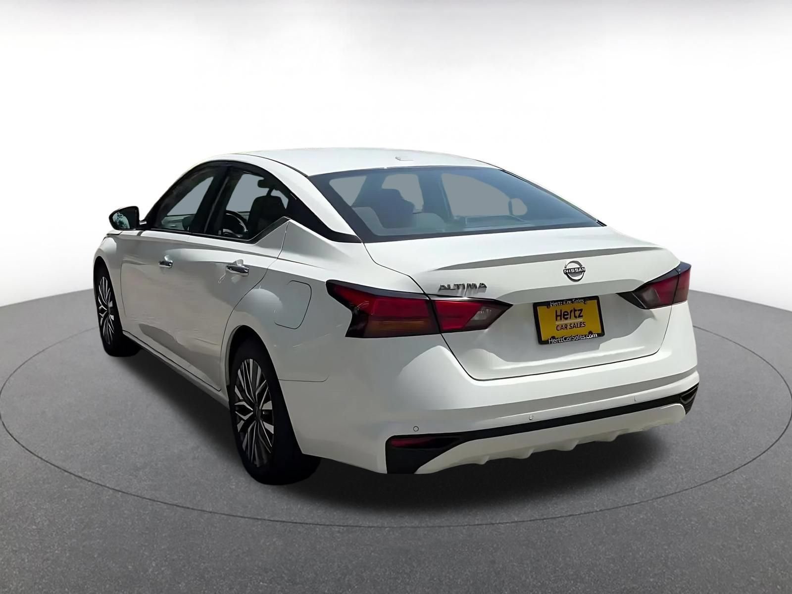 Thumbnail: 2025 Nissan Altima - 11