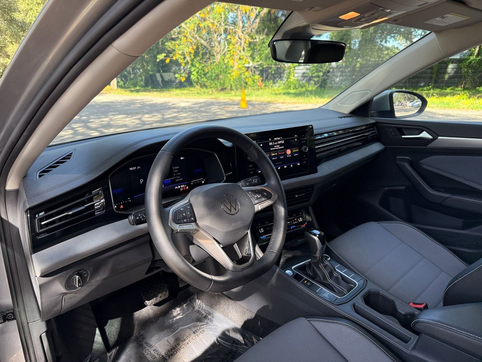 Thumbnail: 2025 Volkswagen Jetta - 28