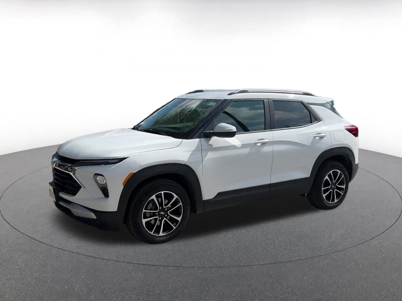 Thumbnail: 2025 Chevrolet TrailBlazer - 8