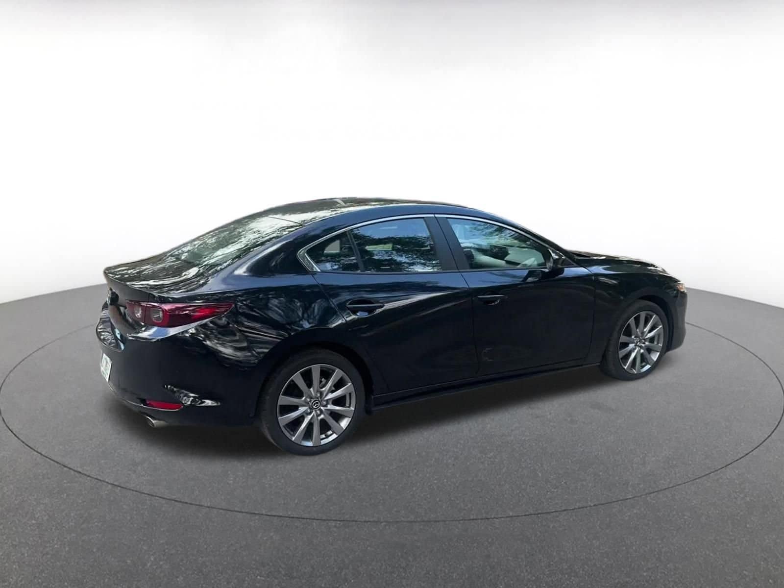 Thumbnail: 2025 Mazda Mazda3 - 15