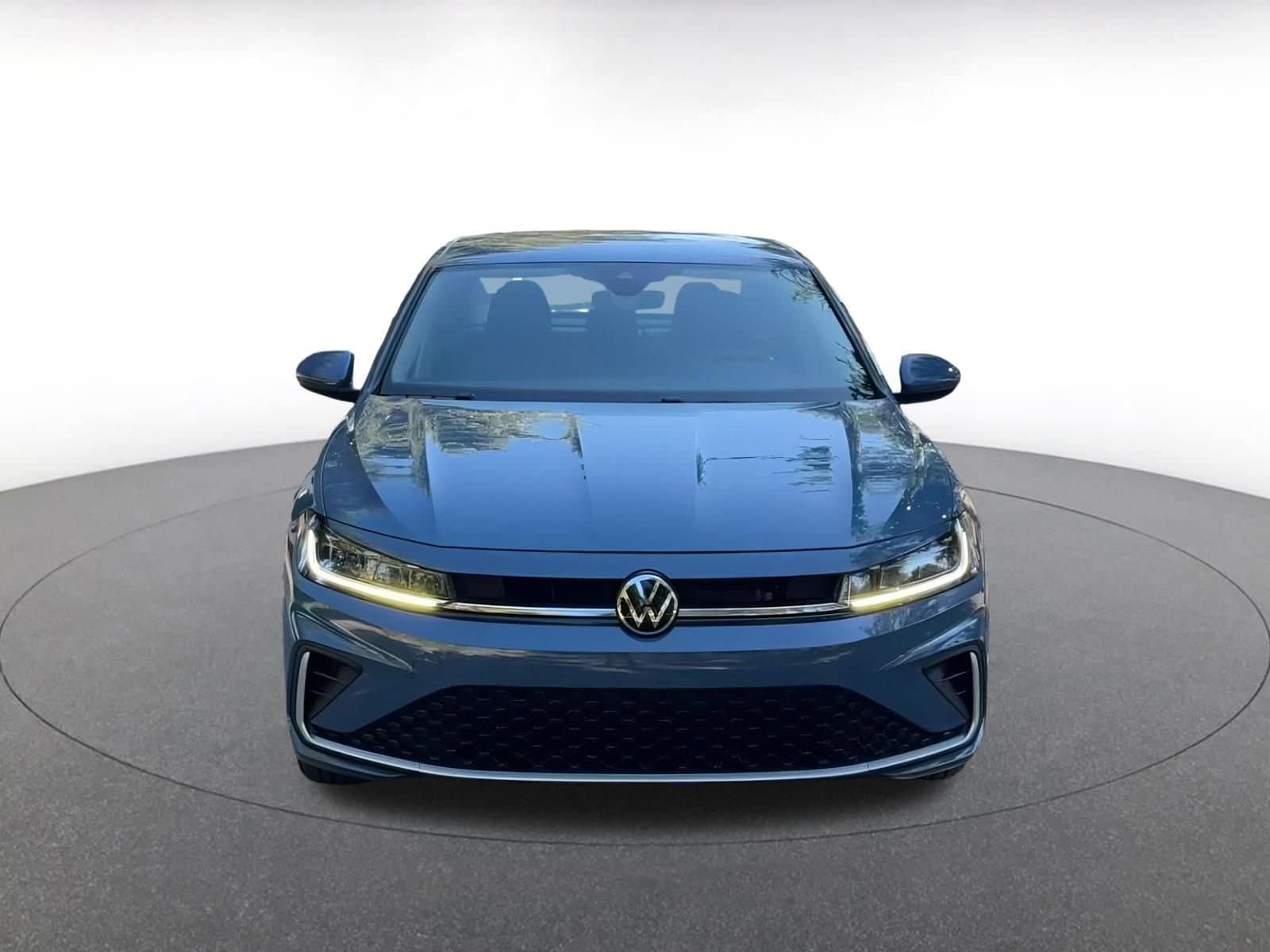 Thumbnail: 2025 Volkswagen Jetta - 4