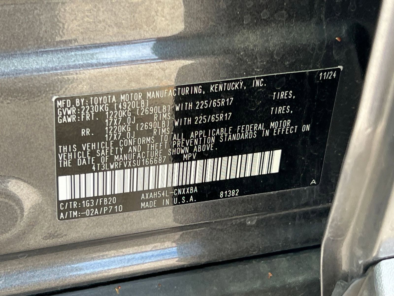 Thumbnail: 2025 Toyota RAV4 - 23