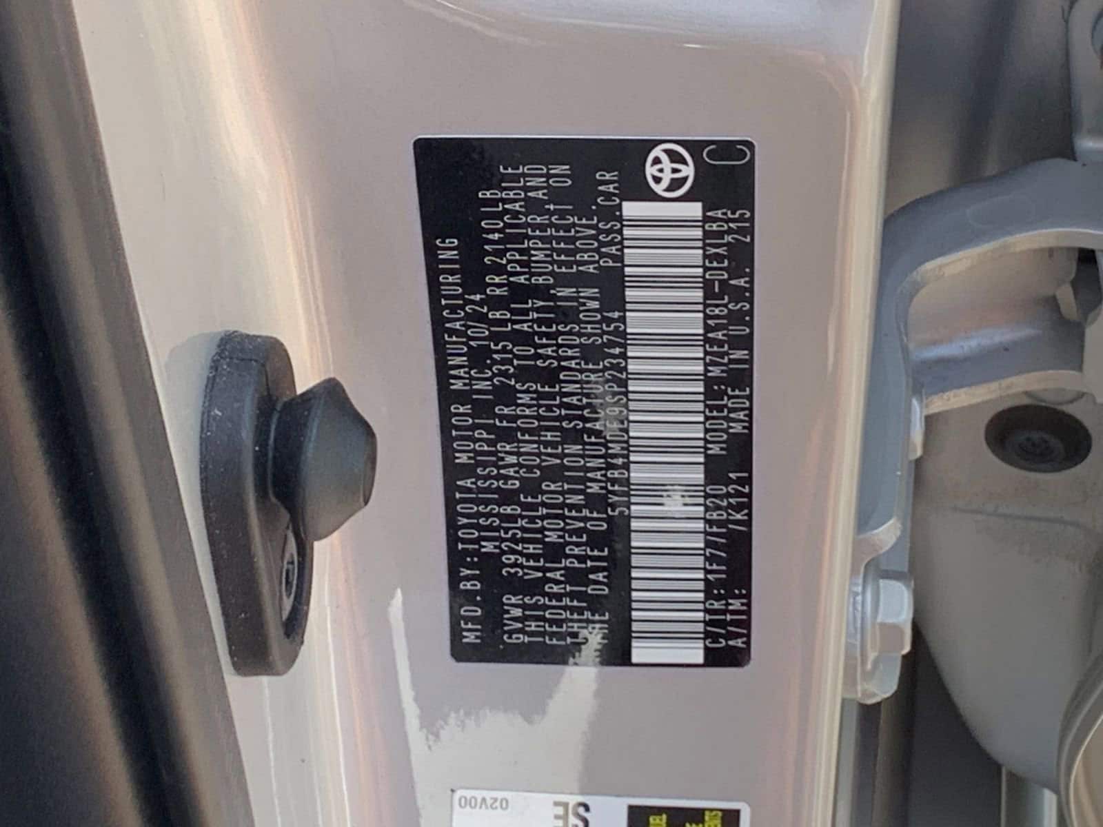 Thumbnail: 2025 Toyota Corolla - 10