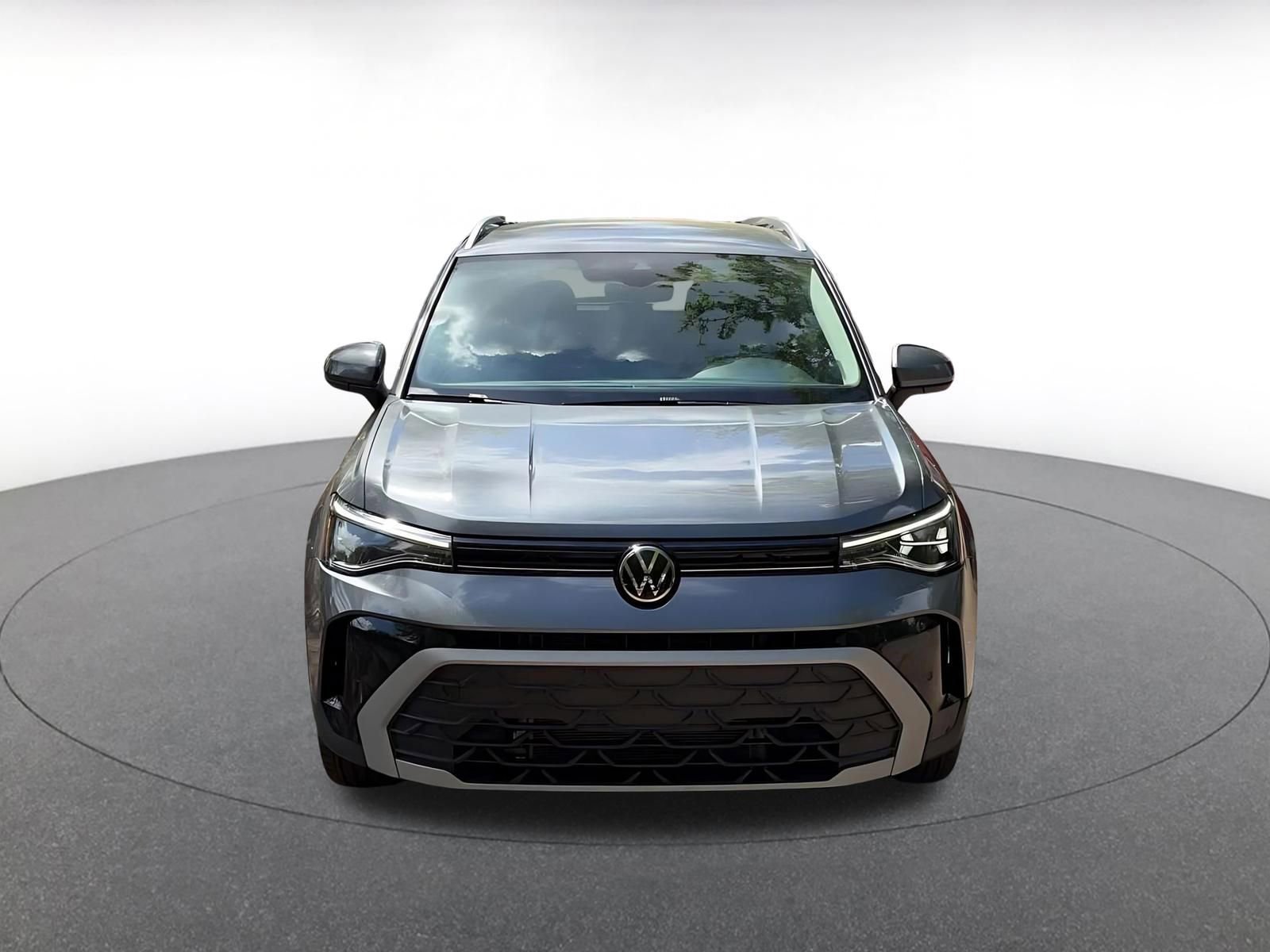 Thumbnail: 2025 Volkswagen Taos - 4