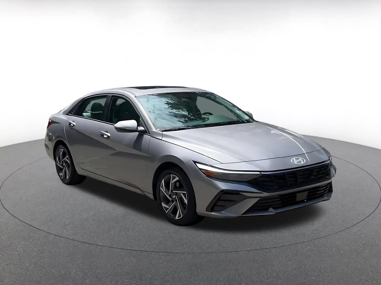 Thumbnail: 2025 Hyundai Elantra - 3