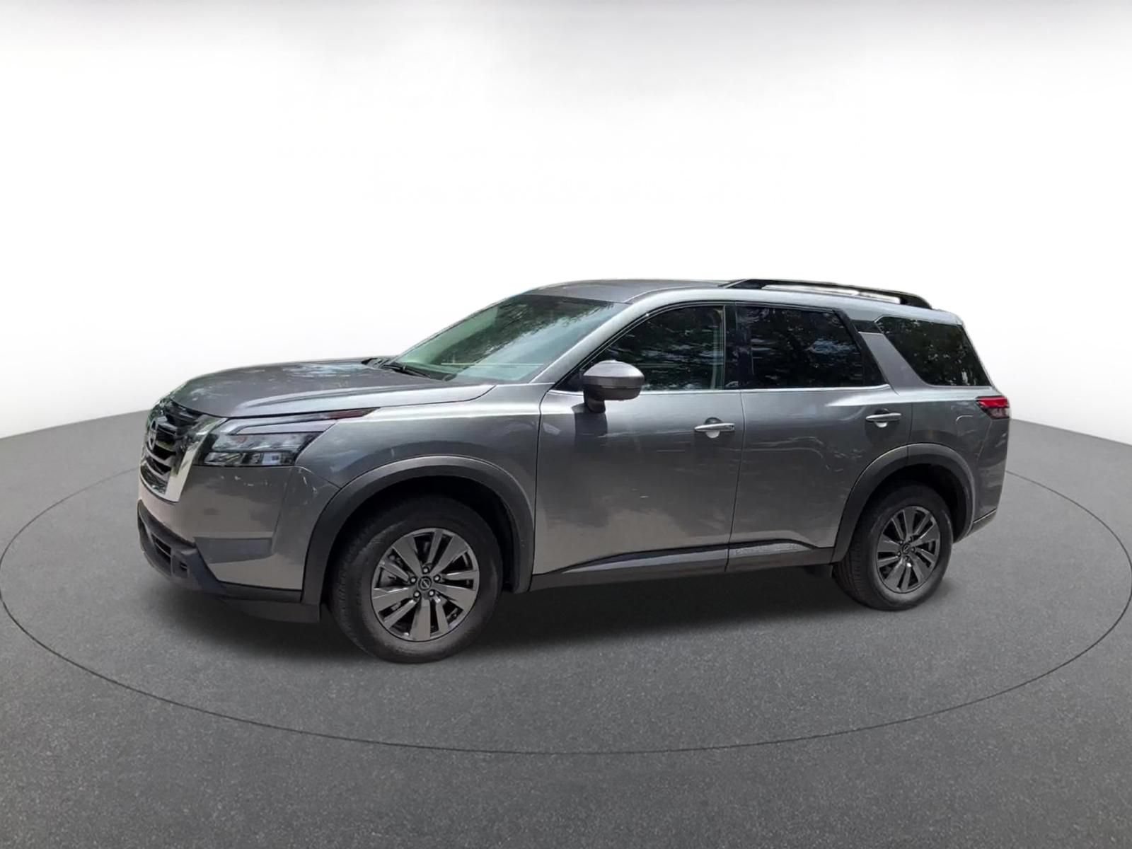 Thumbnail: 2025 Nissan Pathfinder - 8