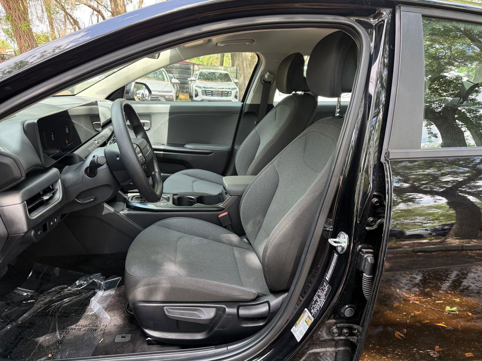 Thumbnail: 2025 Kia K4 - 33