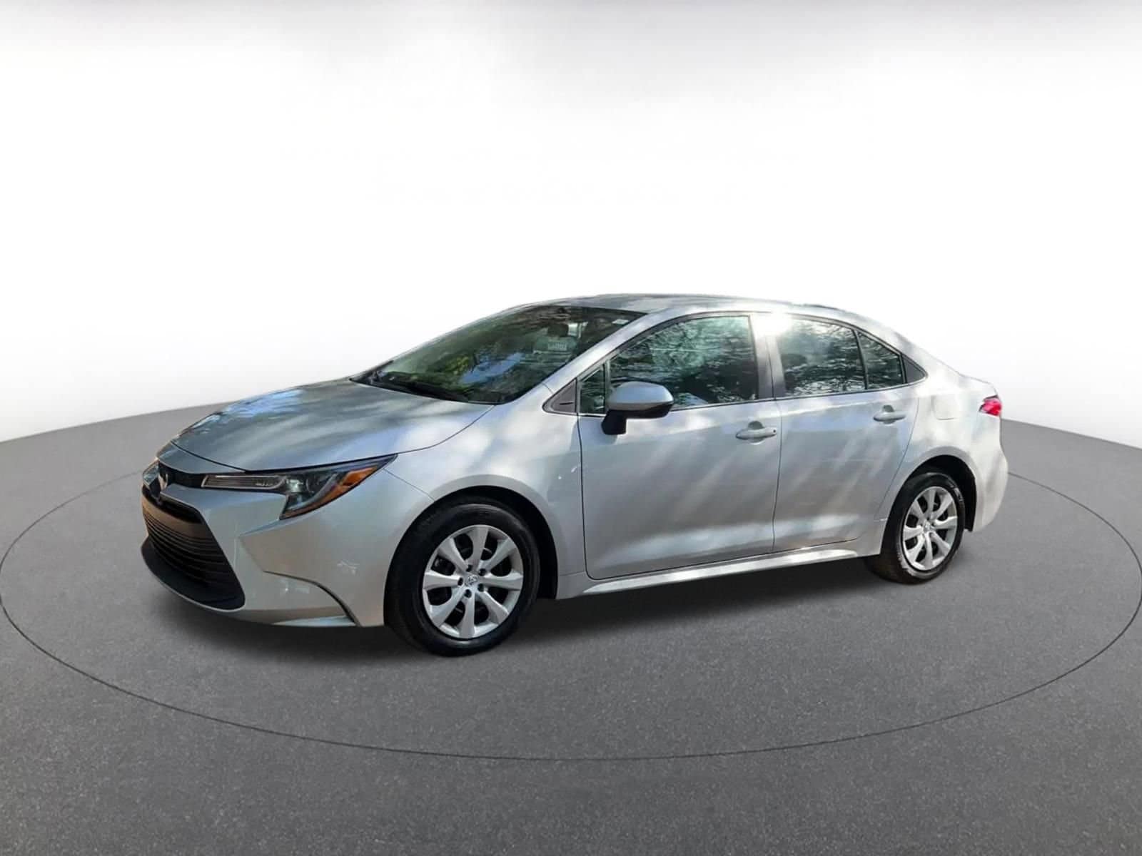 Thumbnail: 2025 Toyota Corolla - 8