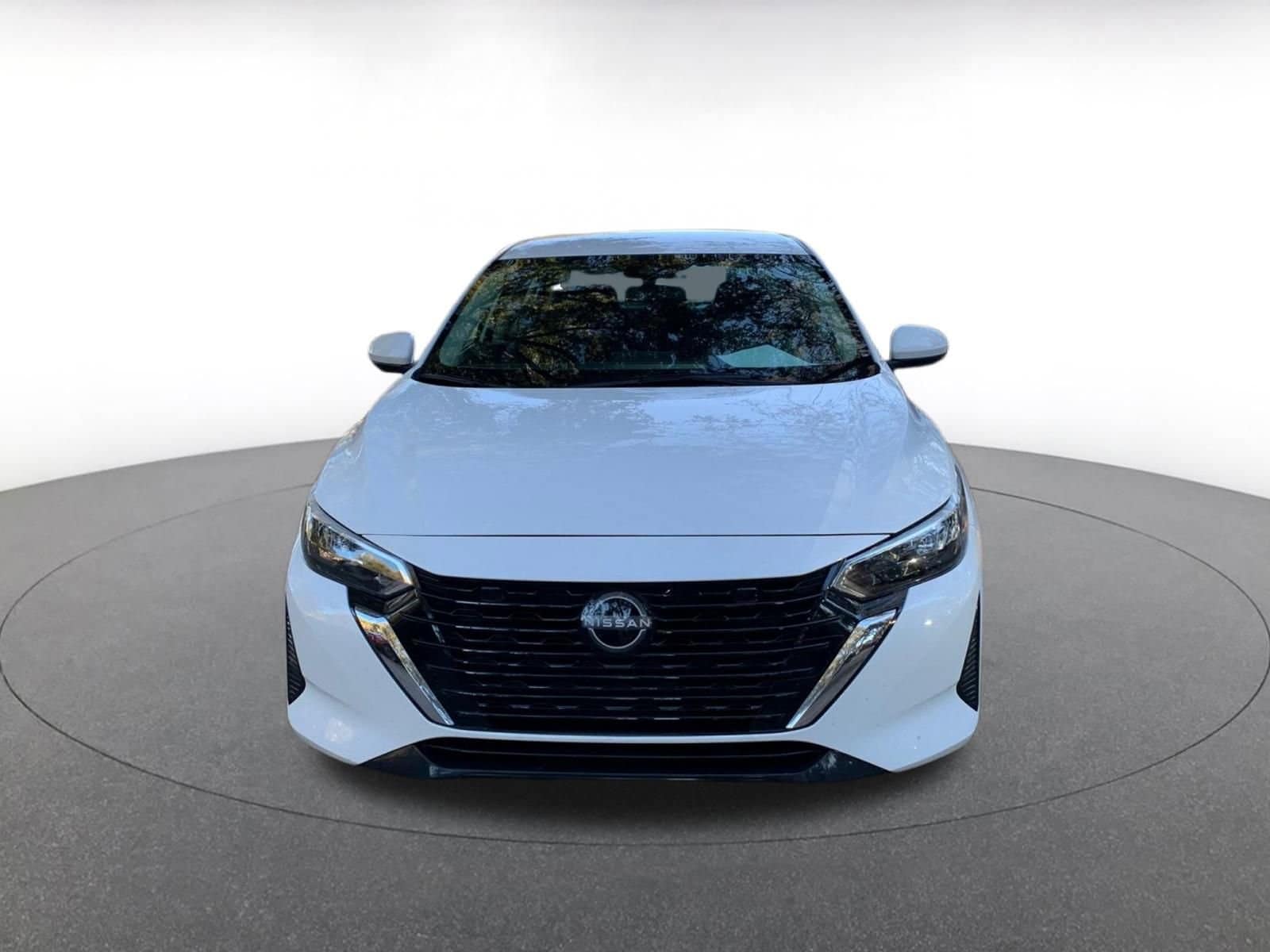 Thumbnail: 2025 Nissan Sentra - 2