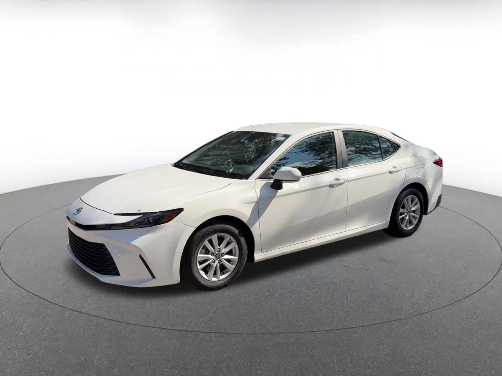 Thumbnail: 2025 Toyota Camry - 8