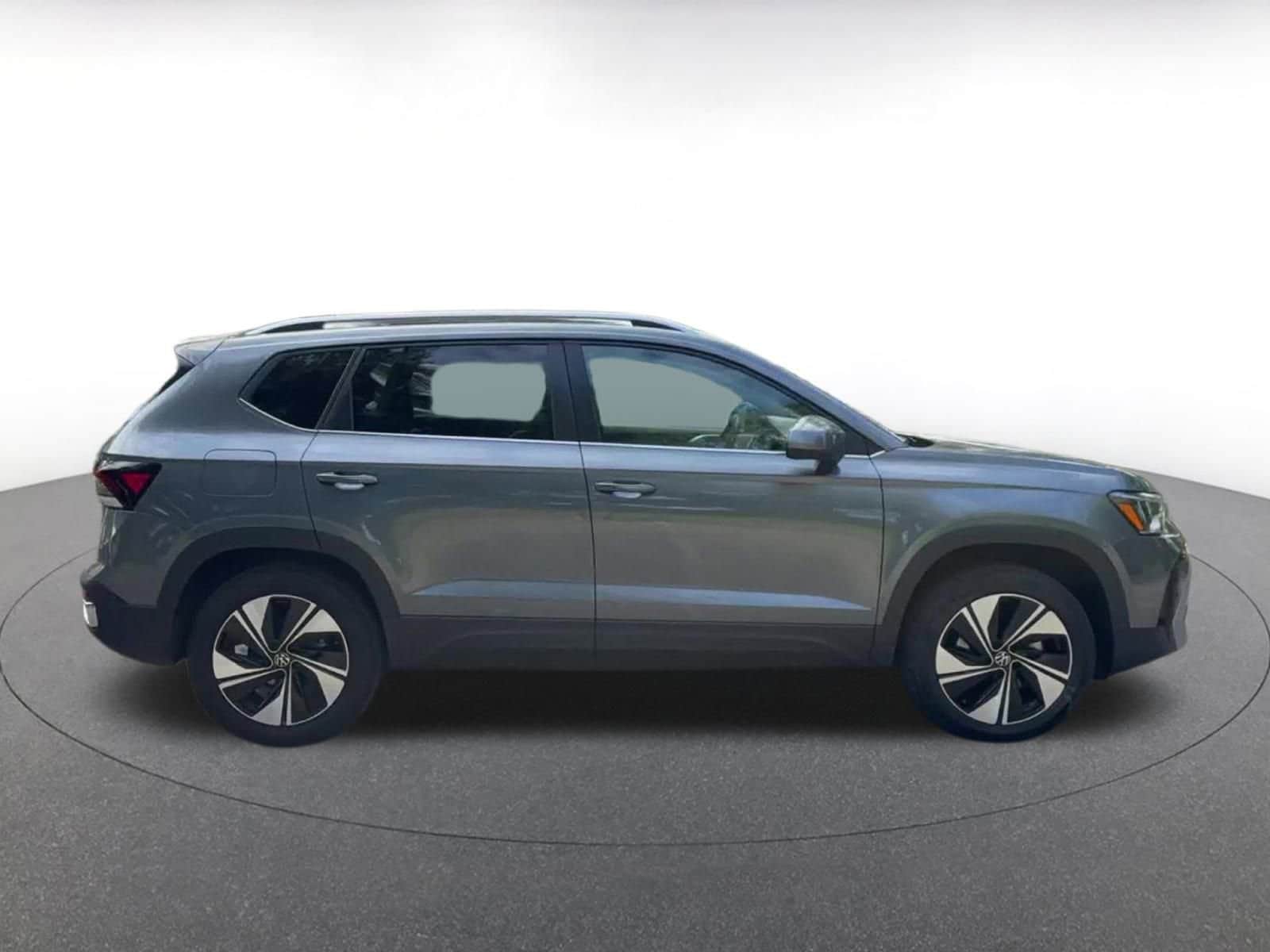 Thumbnail: 2025 Volkswagen Taos - 16