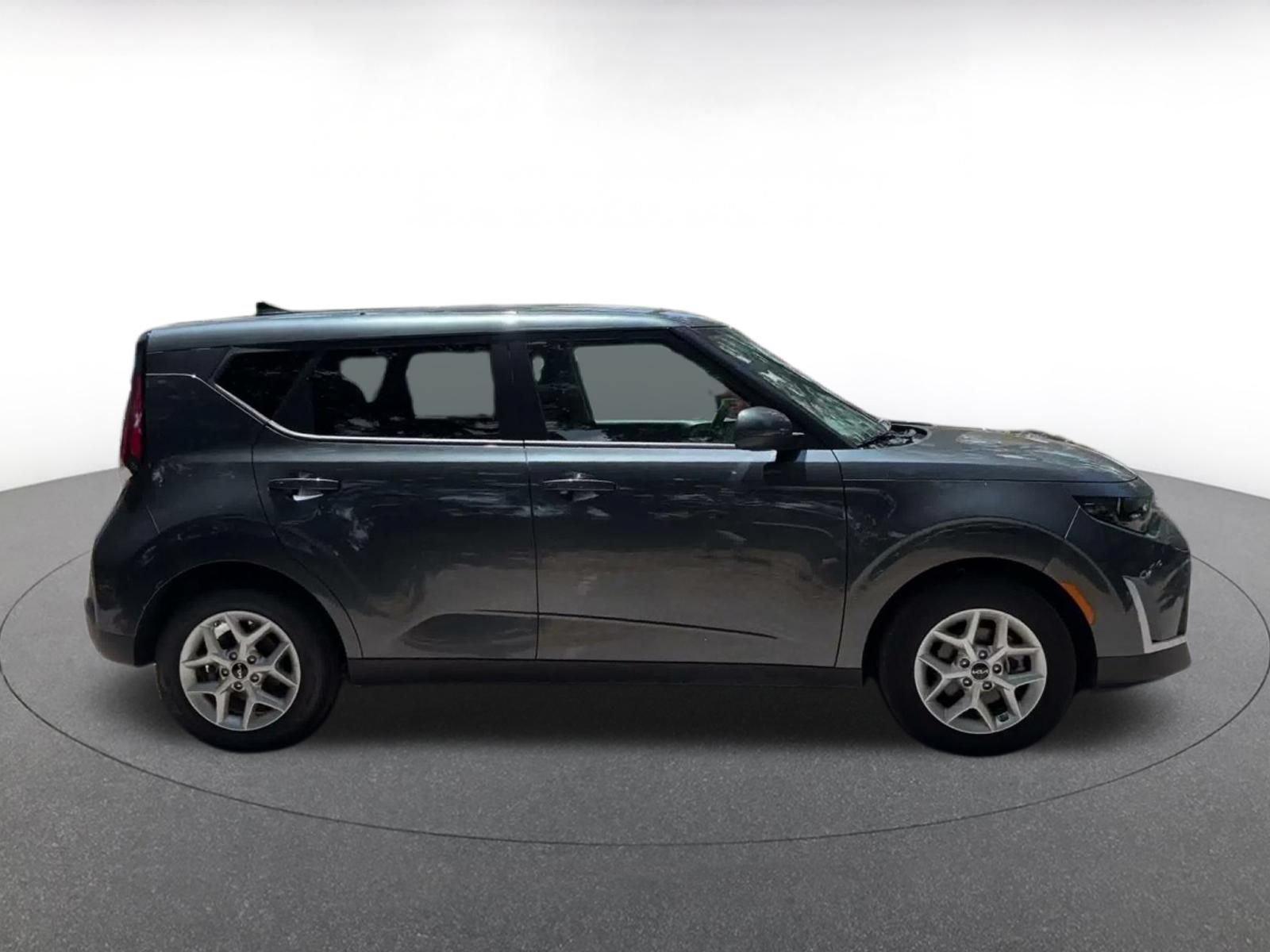 Thumbnail: 2025 Kia Soul - 16
