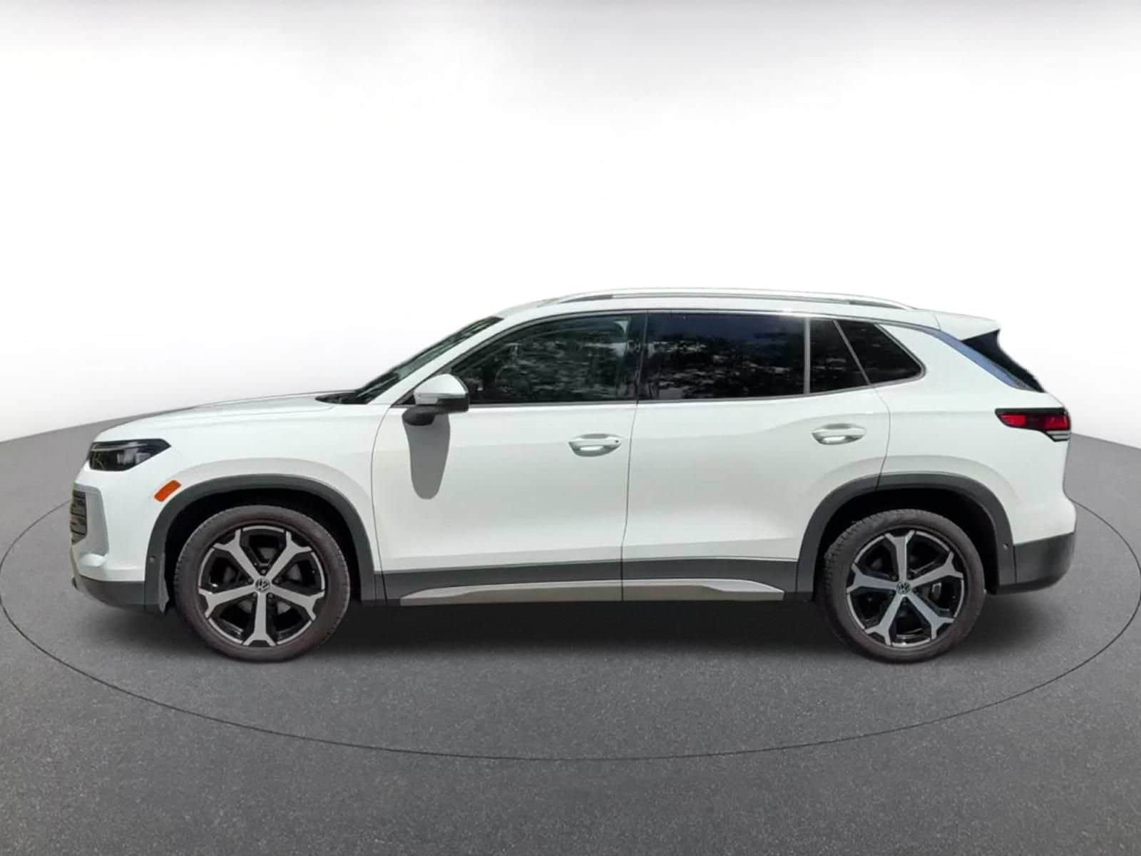 Thumbnail: 2026 Volkswagen Tiguan - 8