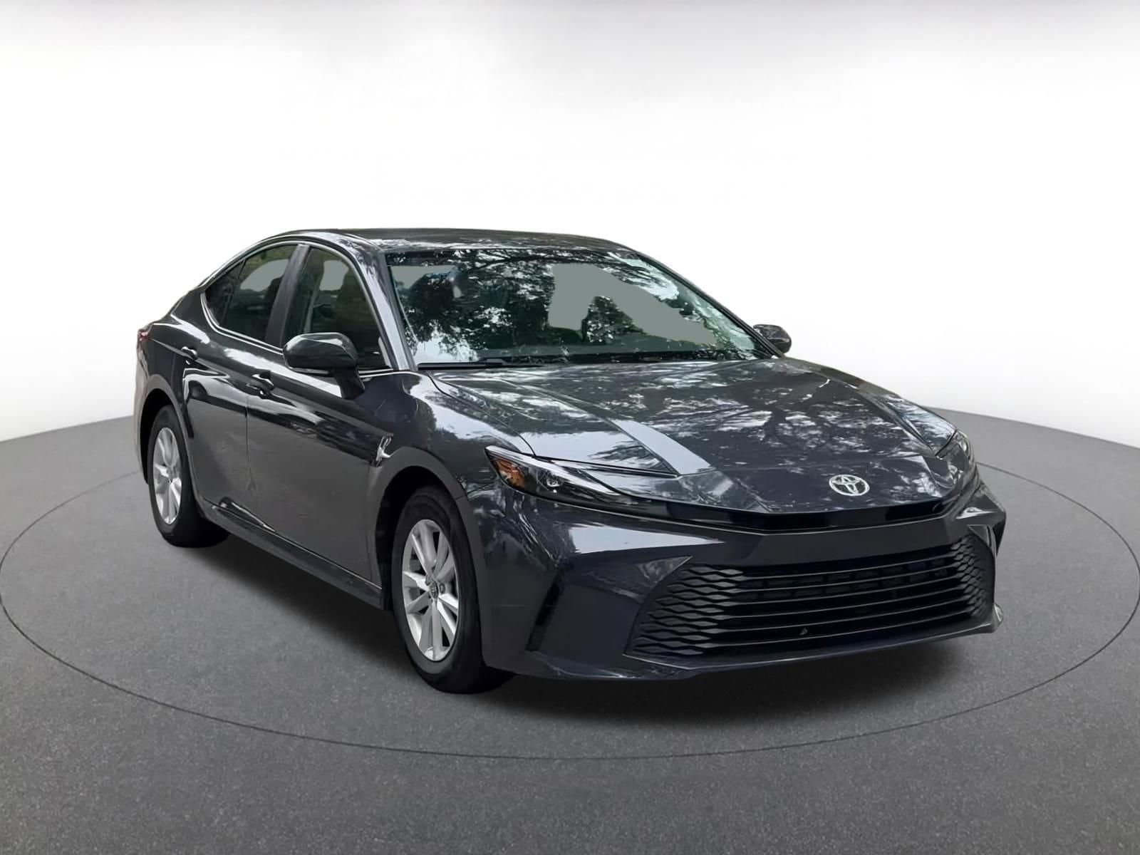 Thumbnail: 2025 Toyota Camry - 3