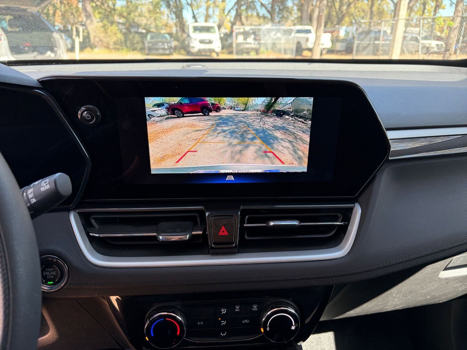 Thumbnail: 2025 Chevrolet TrailBlazer - 21