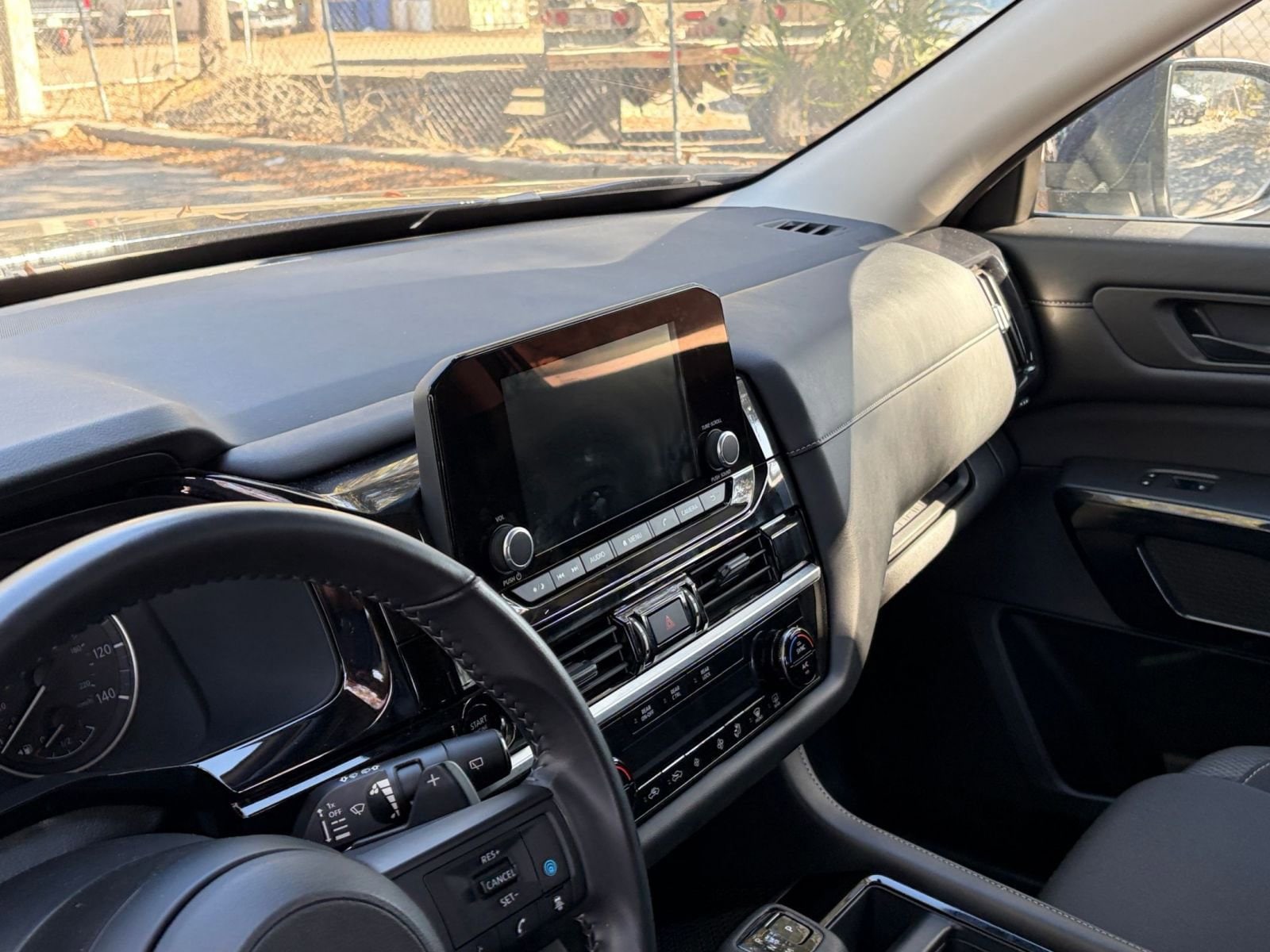 Thumbnail: 2025 Nissan Pathfinder - 34