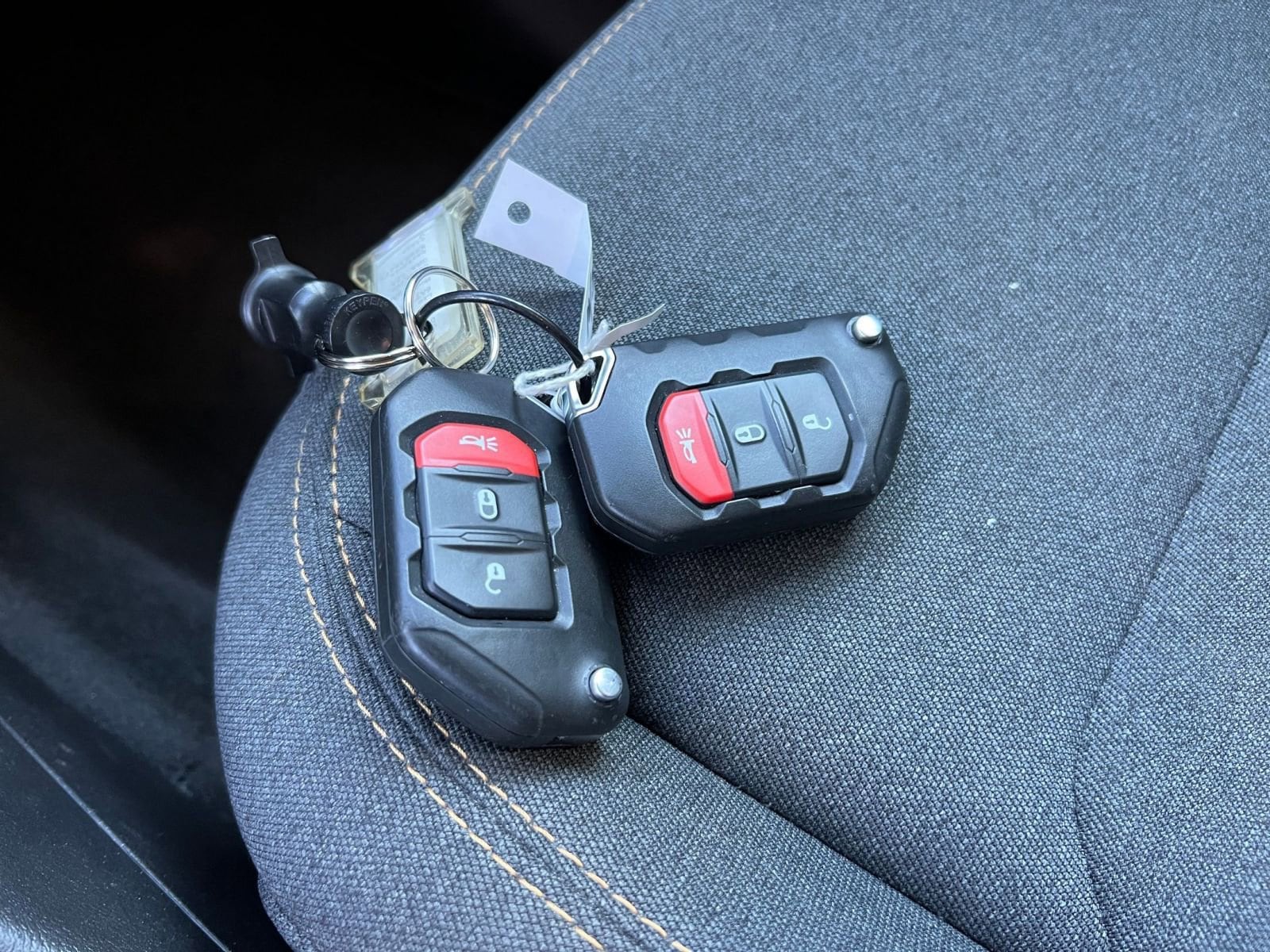 Thumbnail: 2025 Jeep Wrangler - 18