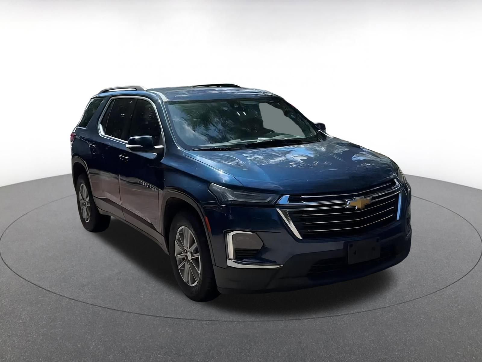 2023 Chevrolet Traverse LT 3