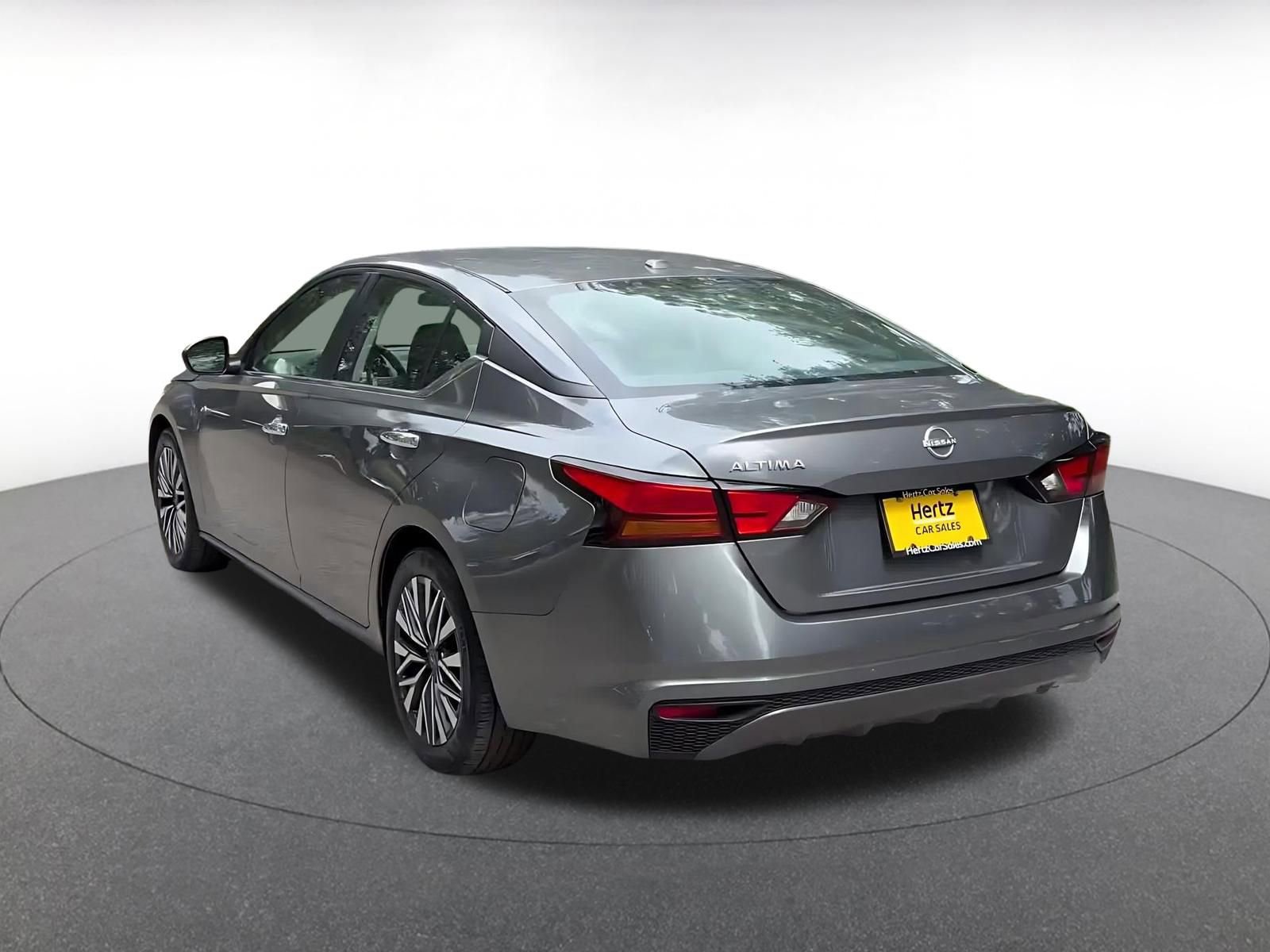 Thumbnail: 2025 Nissan Altima - 11