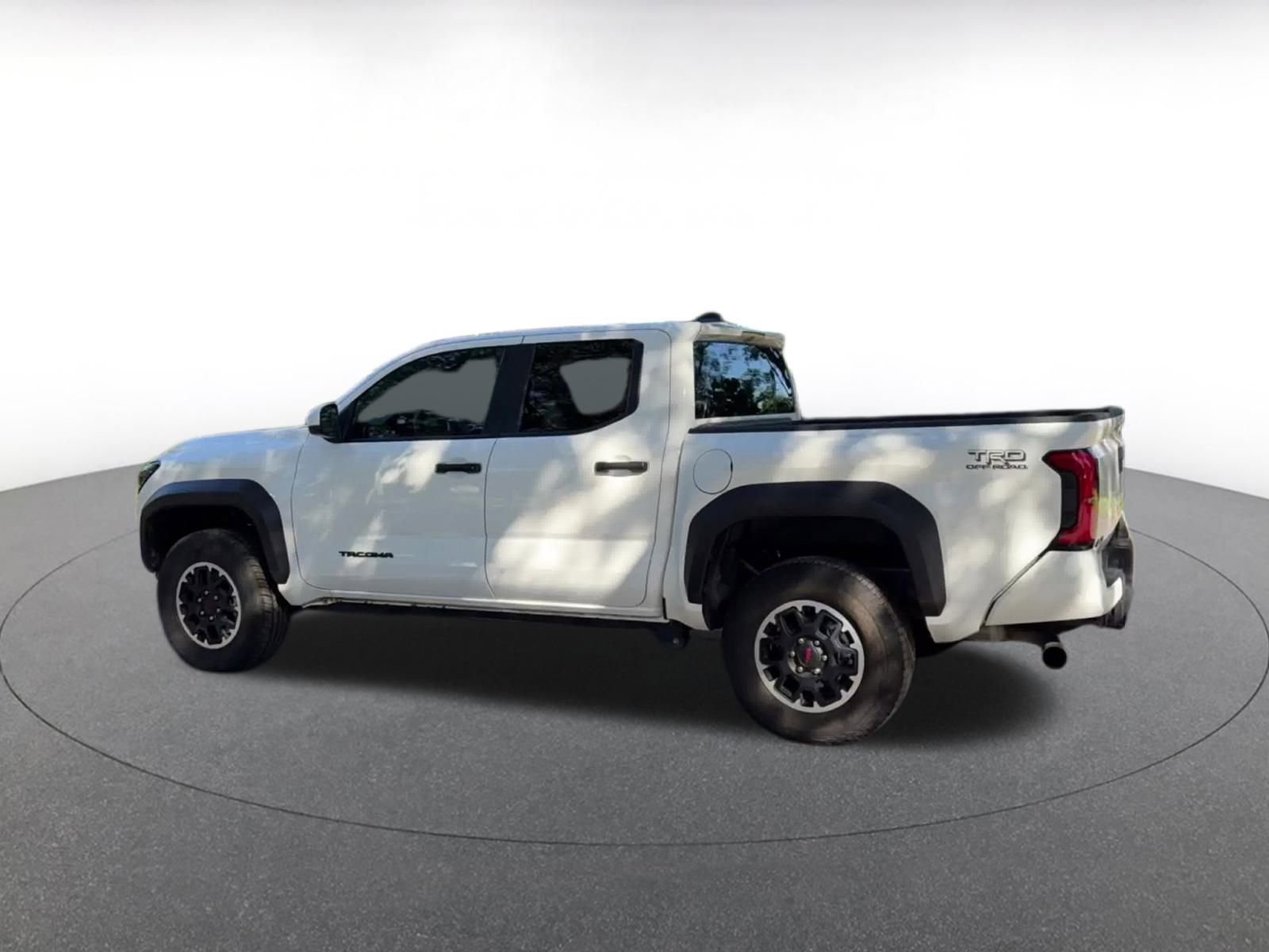 Thumbnail: 2025 Toyota Tacoma - 10