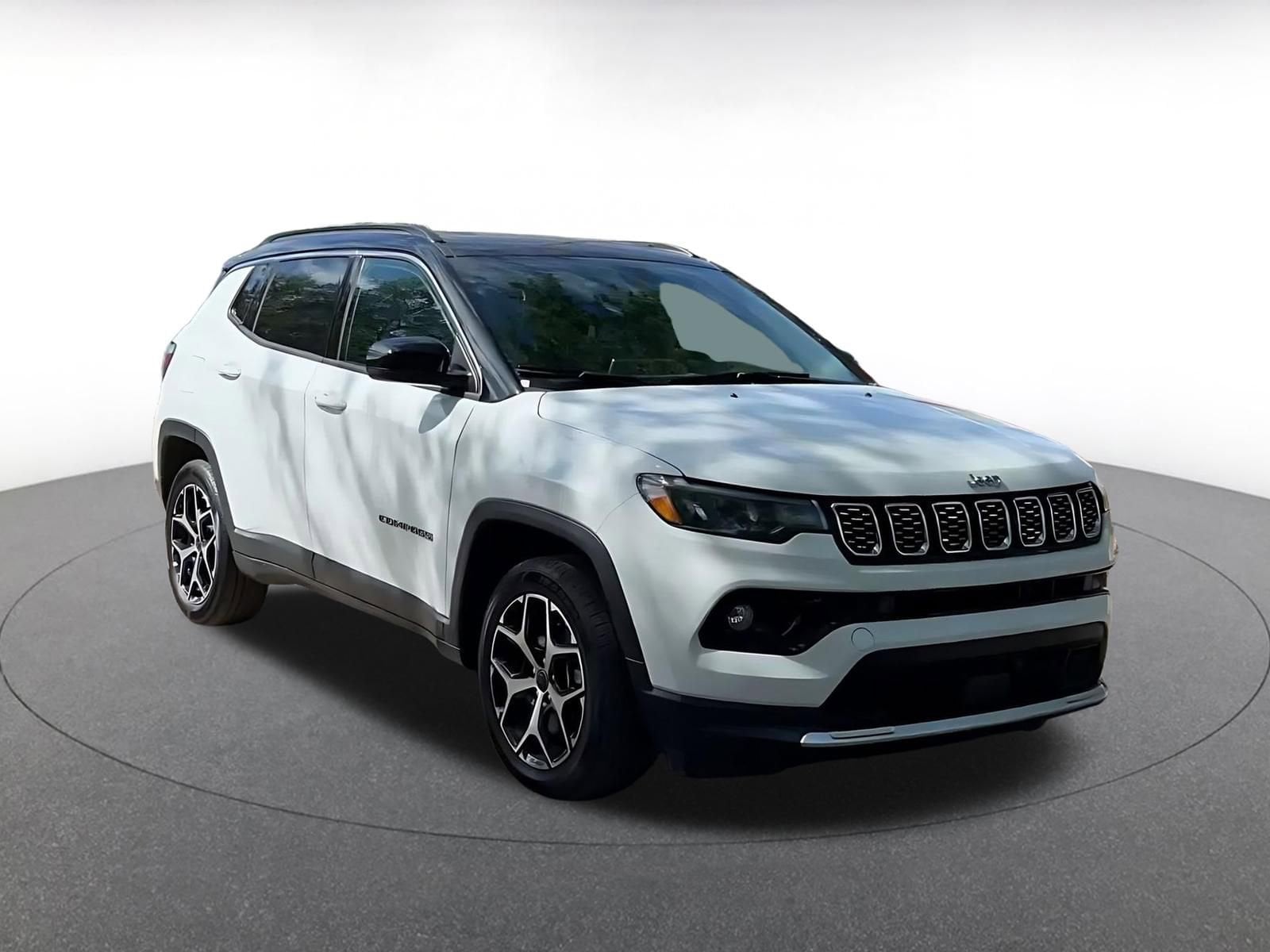 Thumbnail: 2025 Jeep Compass - 3