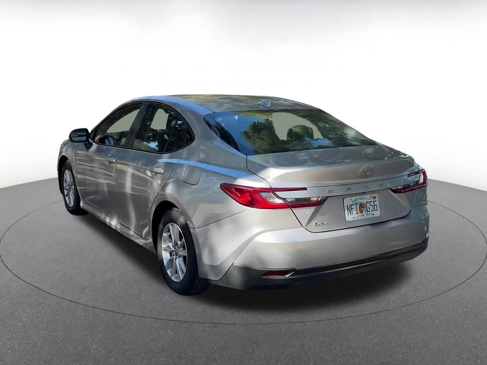 Thumbnail: 2025 Toyota Camry - 11