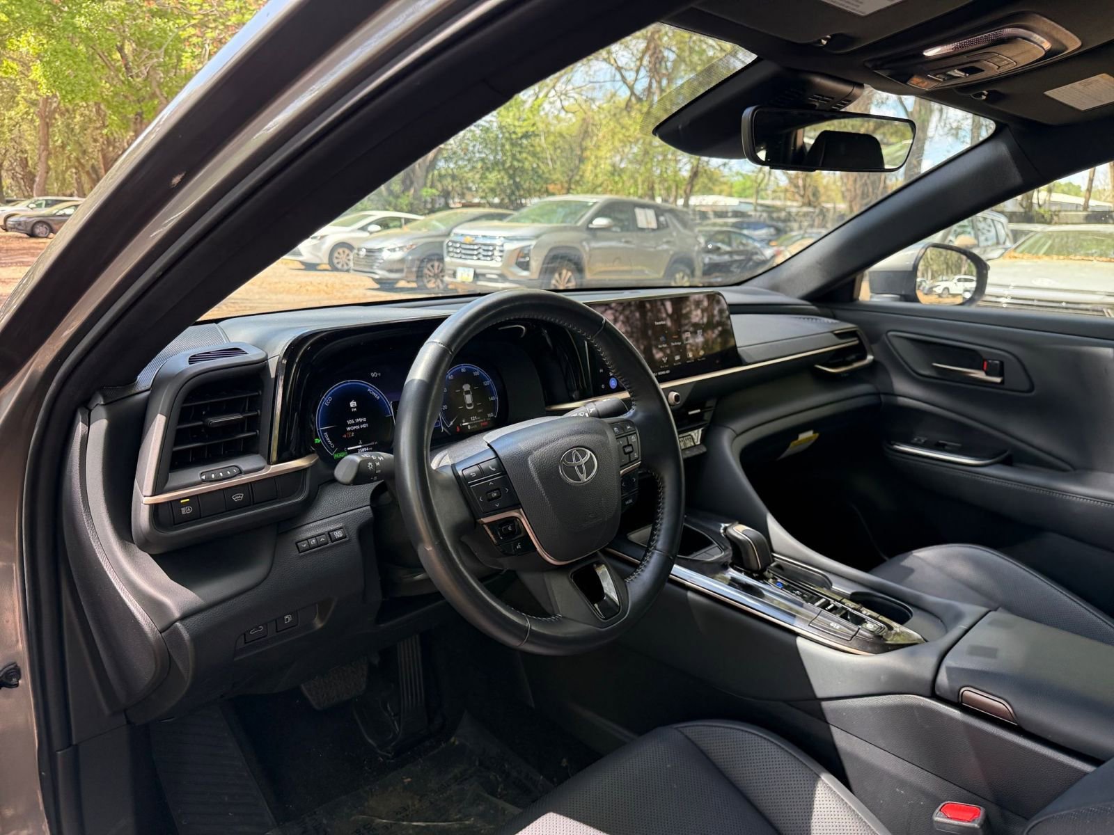 Thumbnail: 2025 Toyota Crown - 30