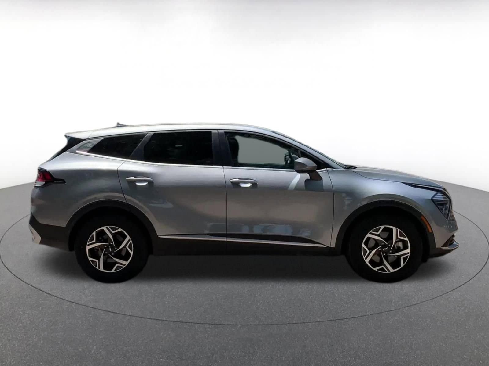 Thumbnail: 2024 Kia Sportage - 16