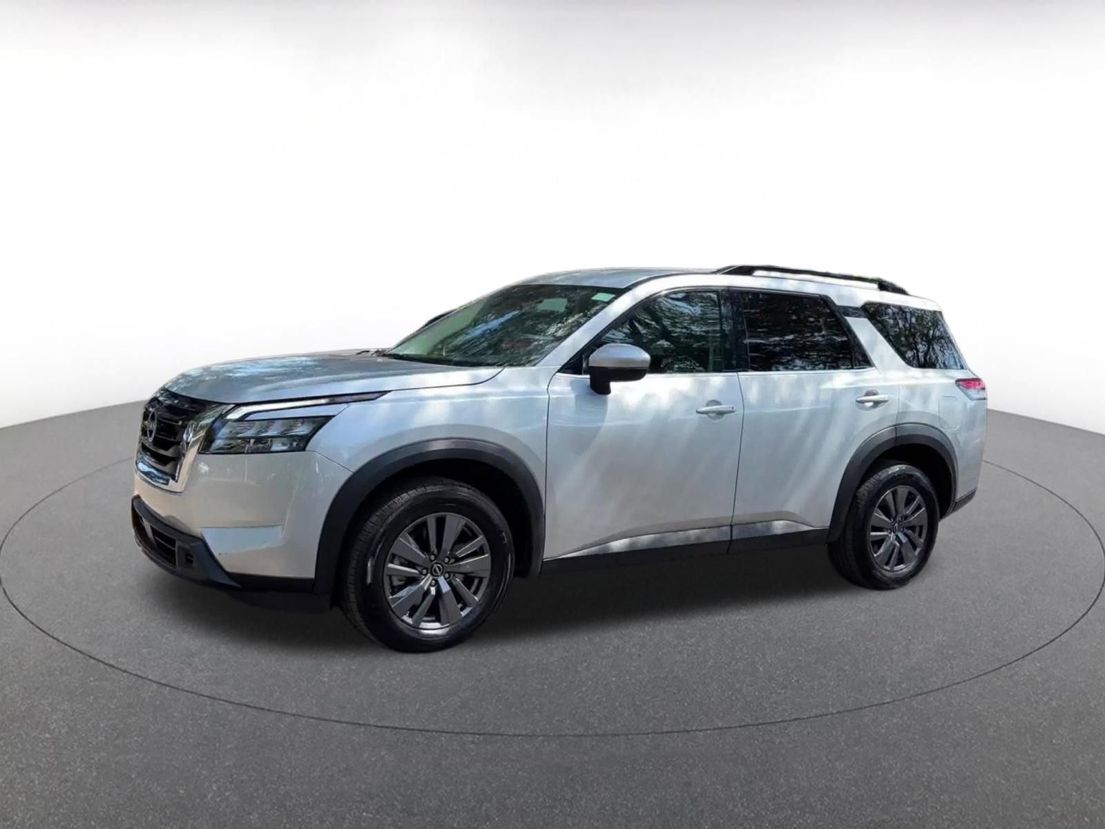 Thumbnail: 2024 Nissan Pathfinder - 8
