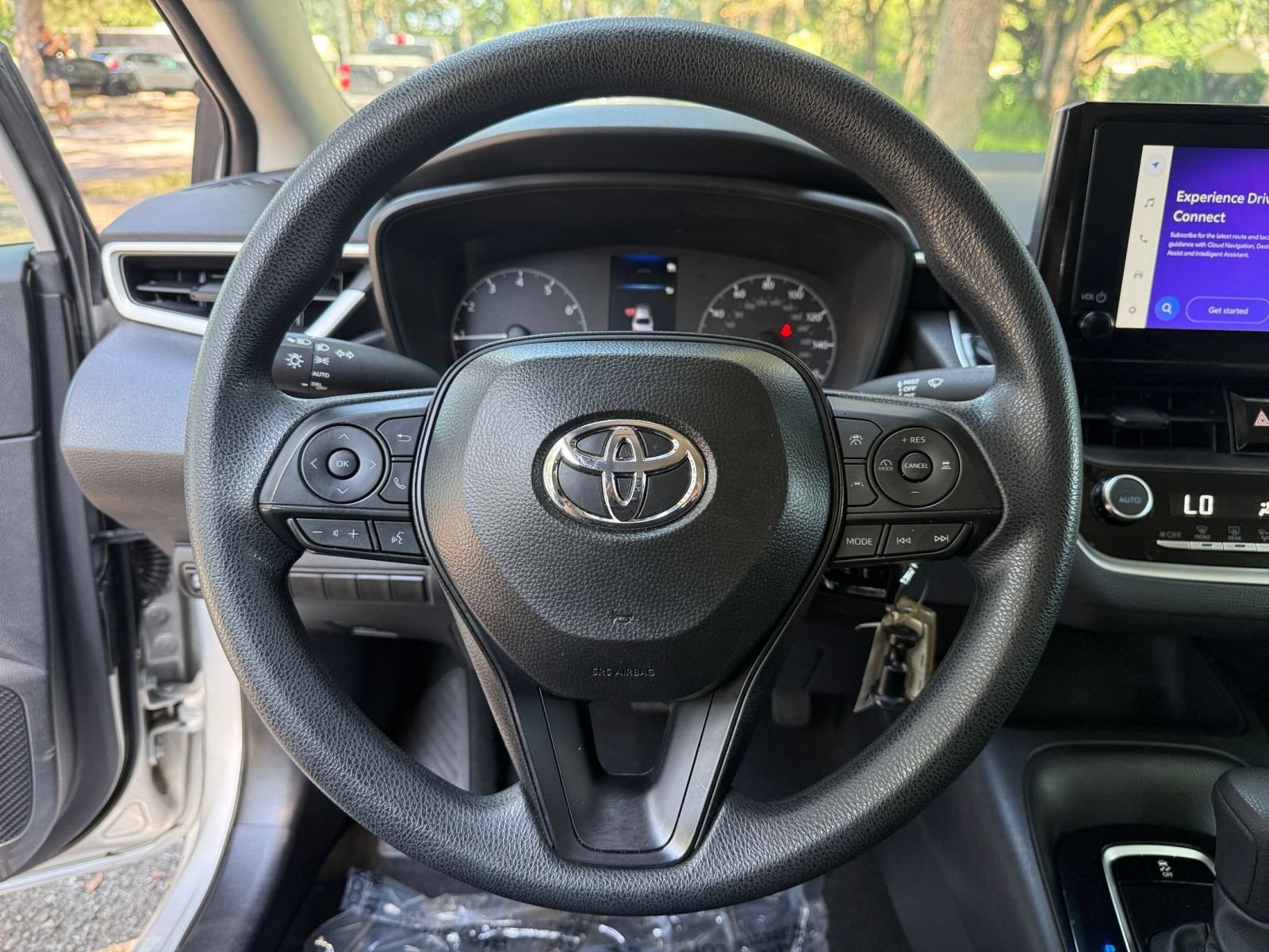 Thumbnail: 2025 Toyota Corolla - 24