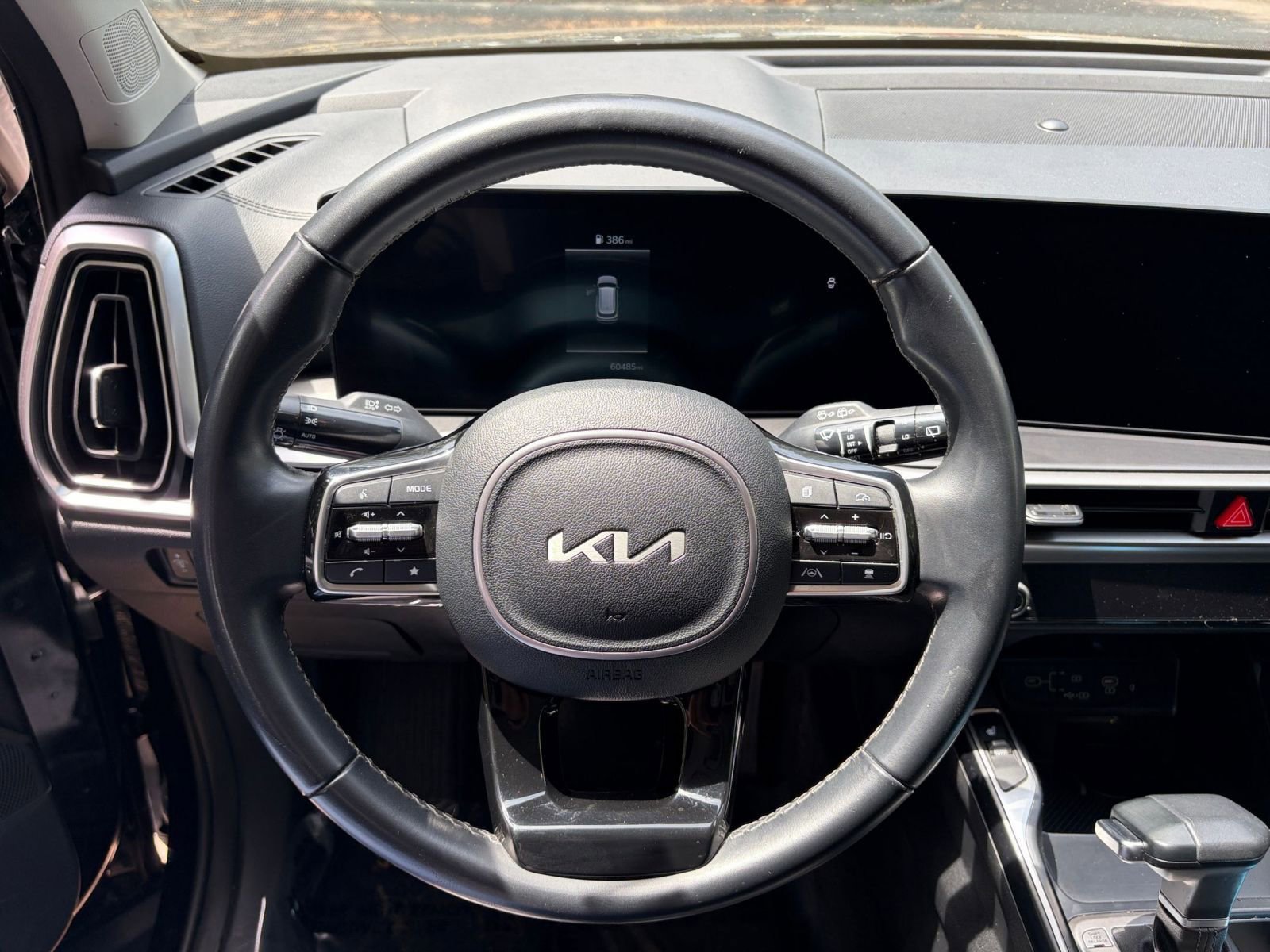 Thumbnail: 2024 Kia Sorento - 29