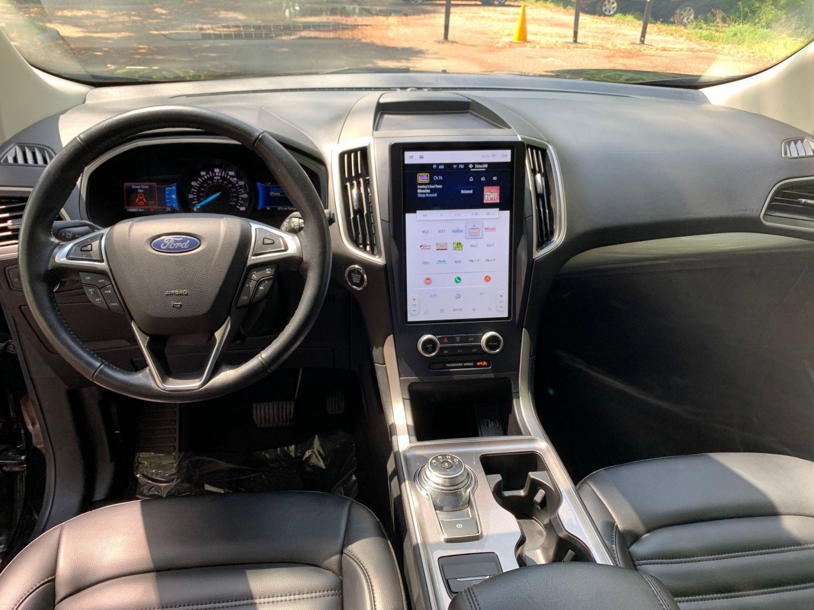 Thumbnail: 2023 Ford Edge - 27