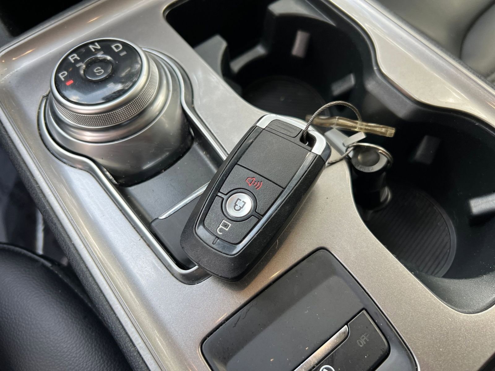 Thumbnail: 2024 Ford Edge - 18