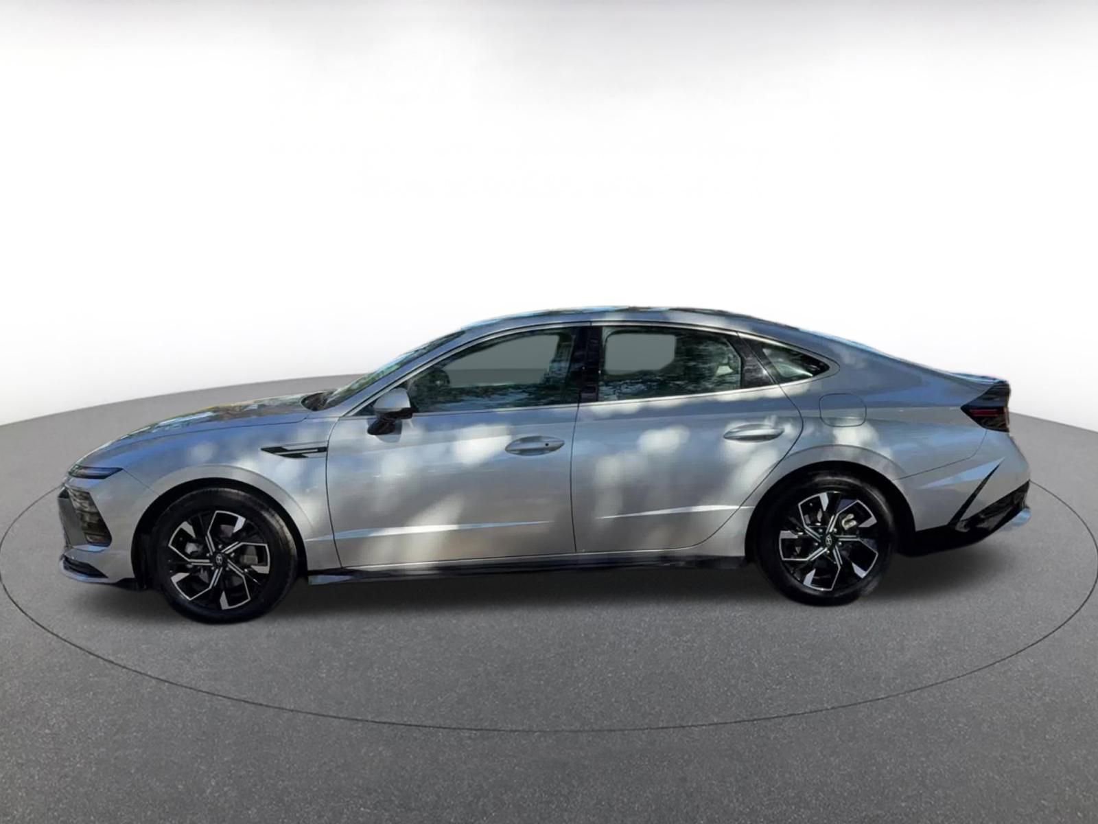 Thumbnail: 2025 Hyundai Sonata - 9