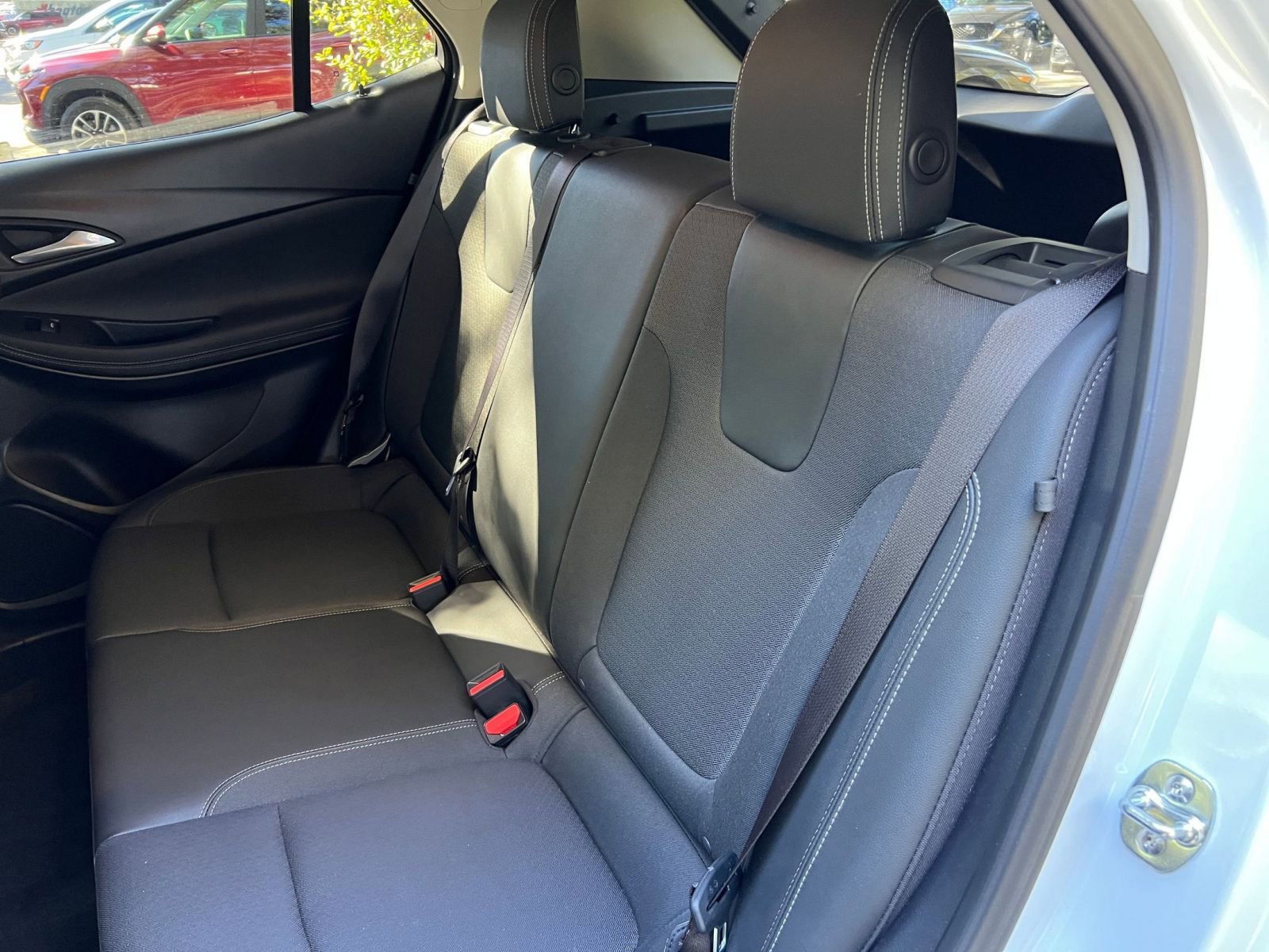 Thumbnail: 2025 Buick Encore GX - 31