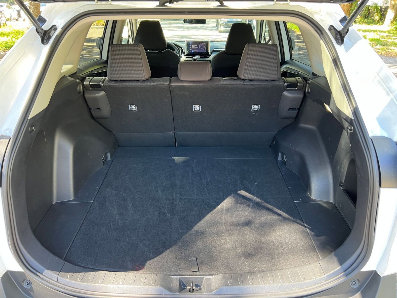 Thumbnail: 2025 Toyota RAV4 - 24