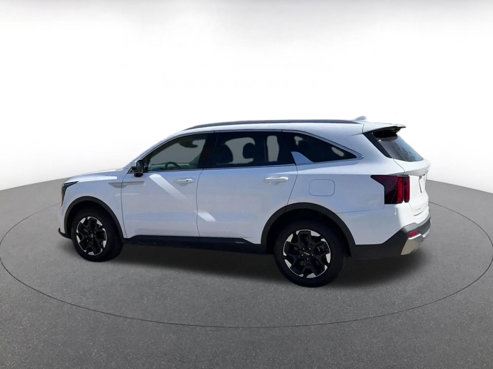 Thumbnail: 2024 Kia Sorento - 10