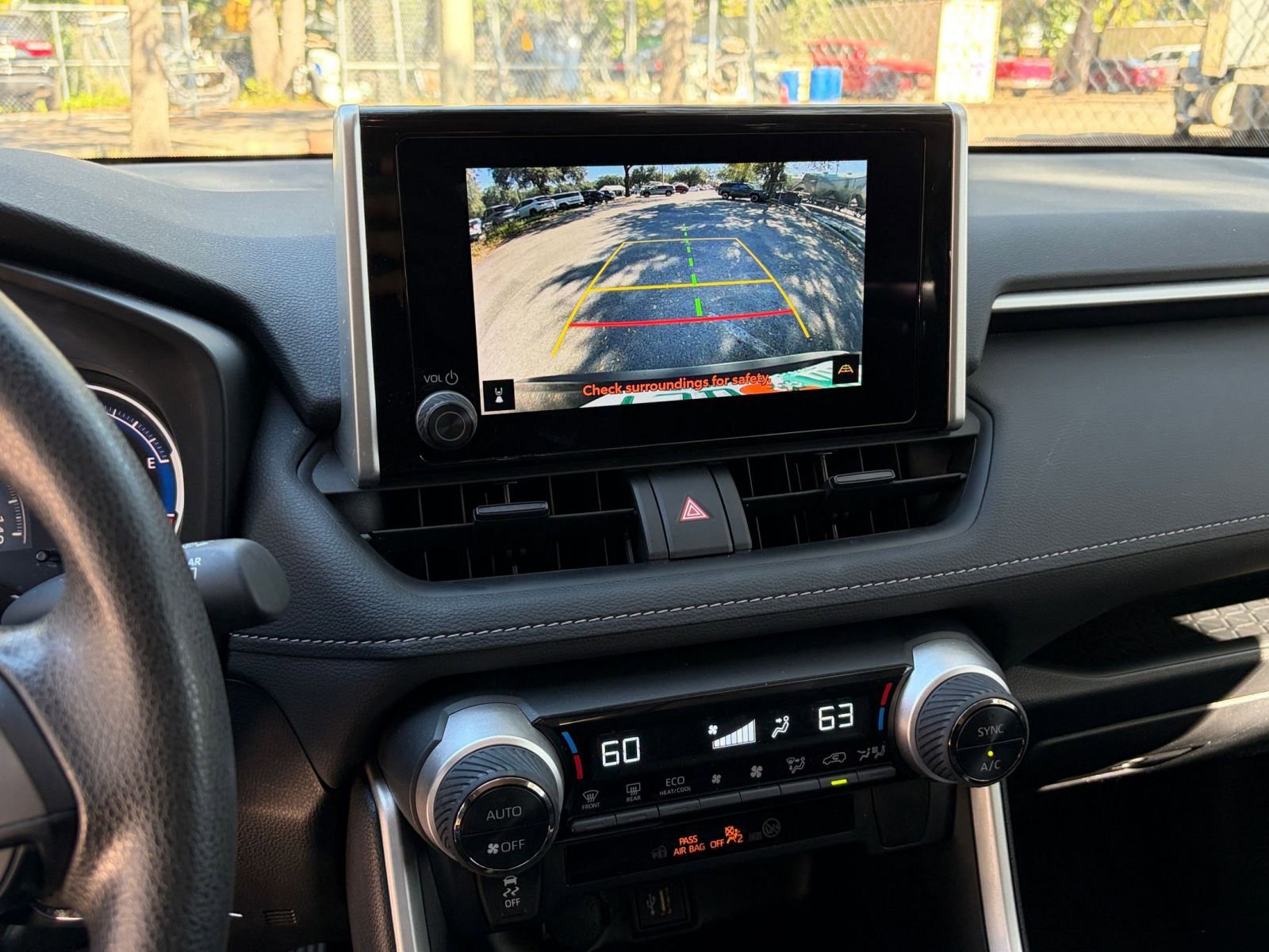 Thumbnail: 2025 Toyota RAV4 - 17