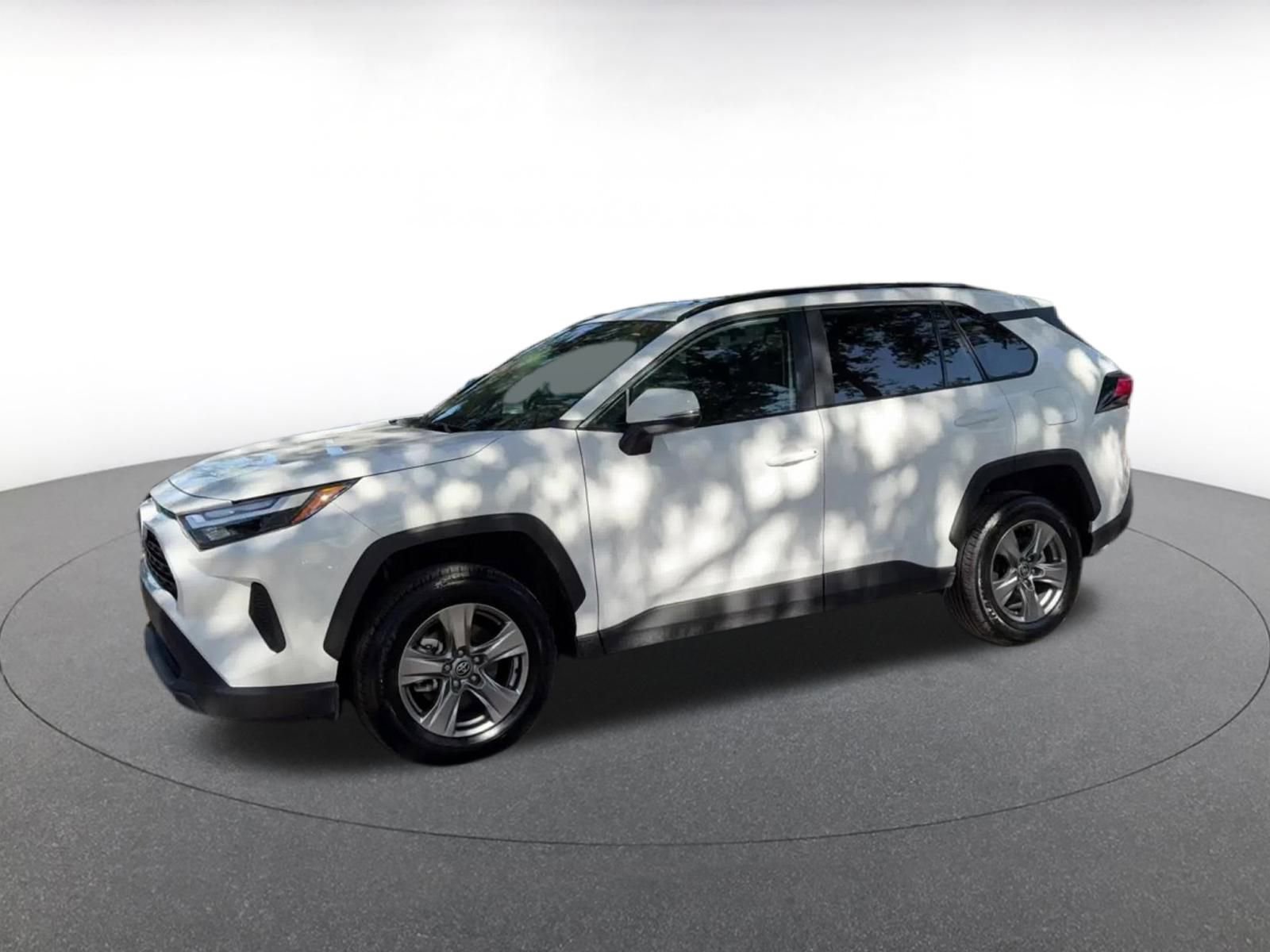 Thumbnail: 2025 Toyota RAV4 - 9