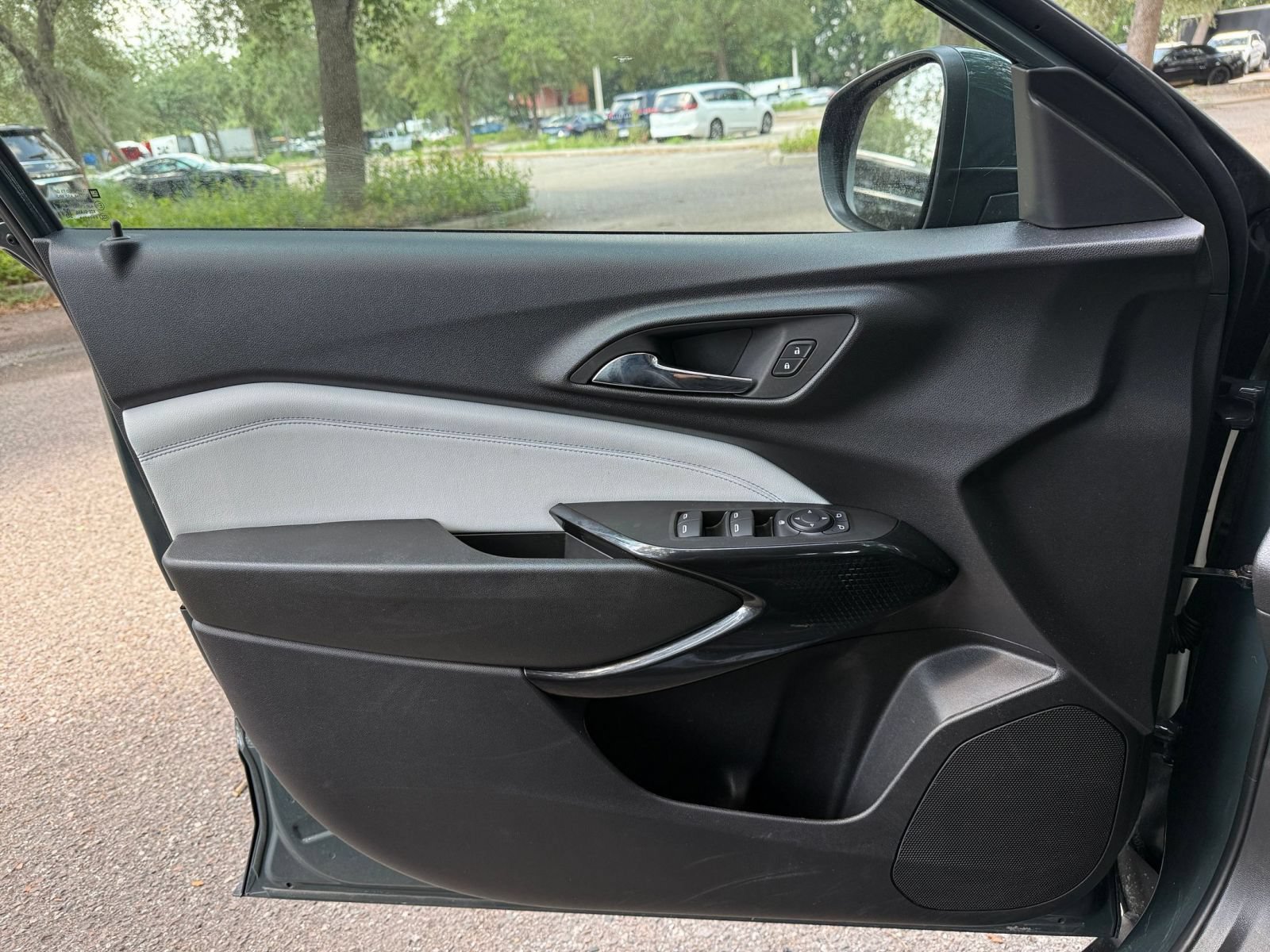 Thumbnail: 2025 Chevrolet Trax - 18