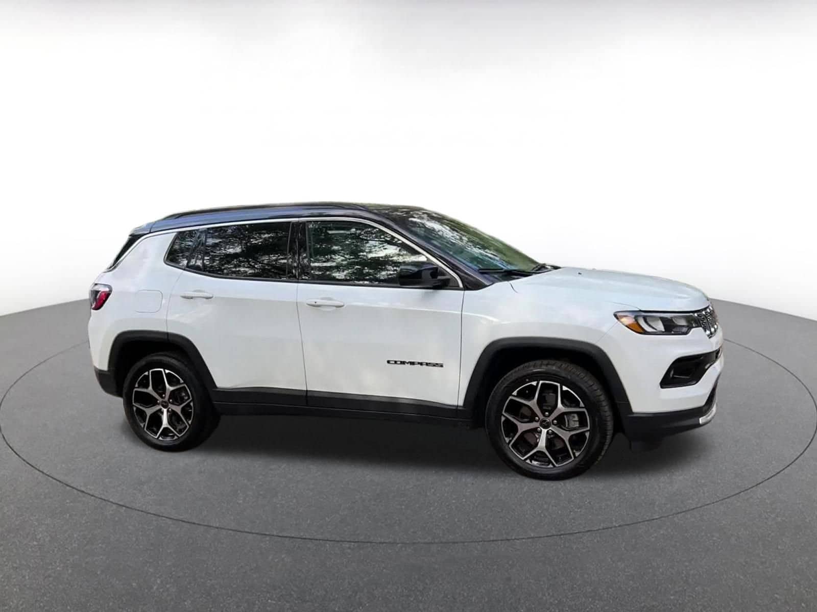 Thumbnail: 2025 Jeep Compass - 2