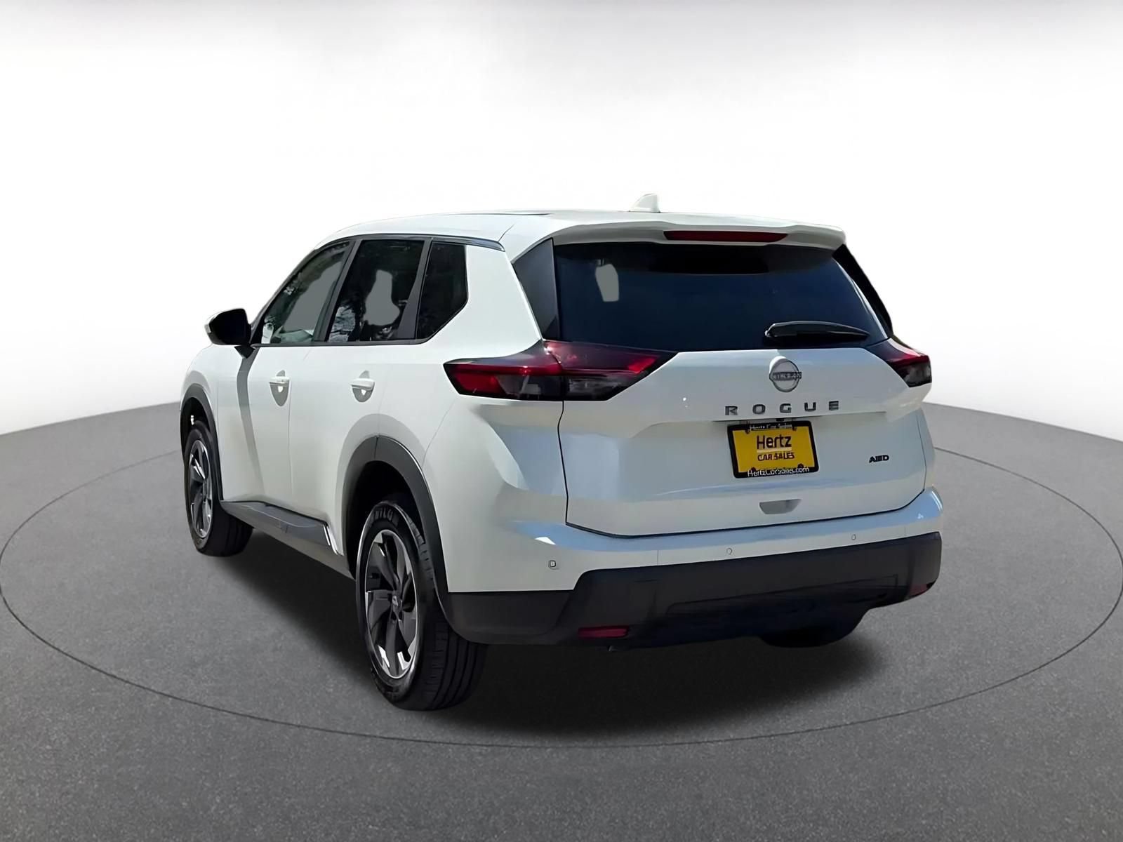Thumbnail: 2025 Nissan Rogue - 10