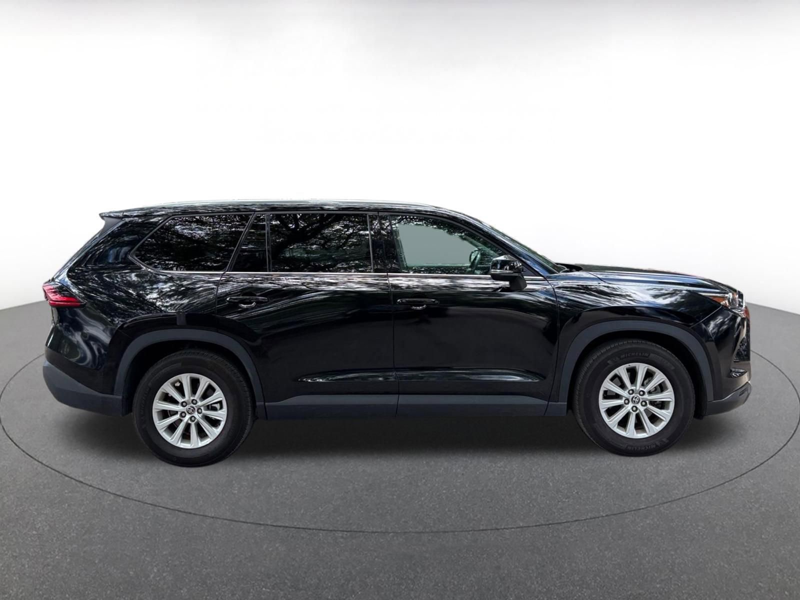 Thumbnail: 2025 Toyota Grand Highlander - 14
