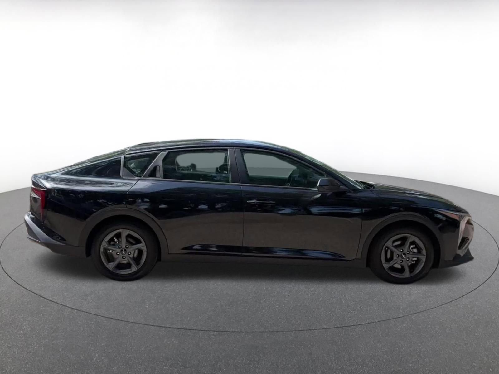 Thumbnail: 2025 Kia K4 - 16