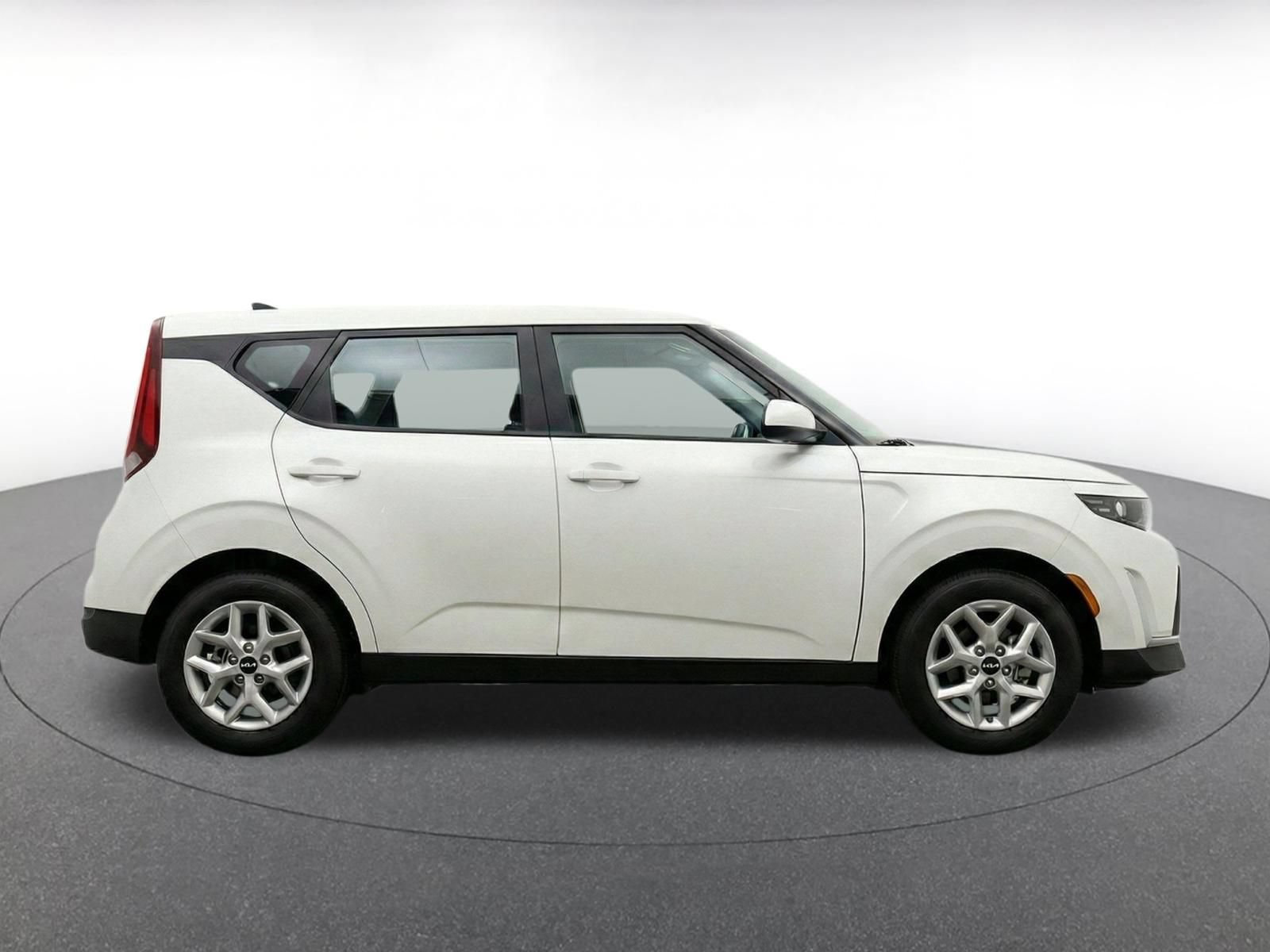 Thumbnail: 2025 Kia Soul - 10