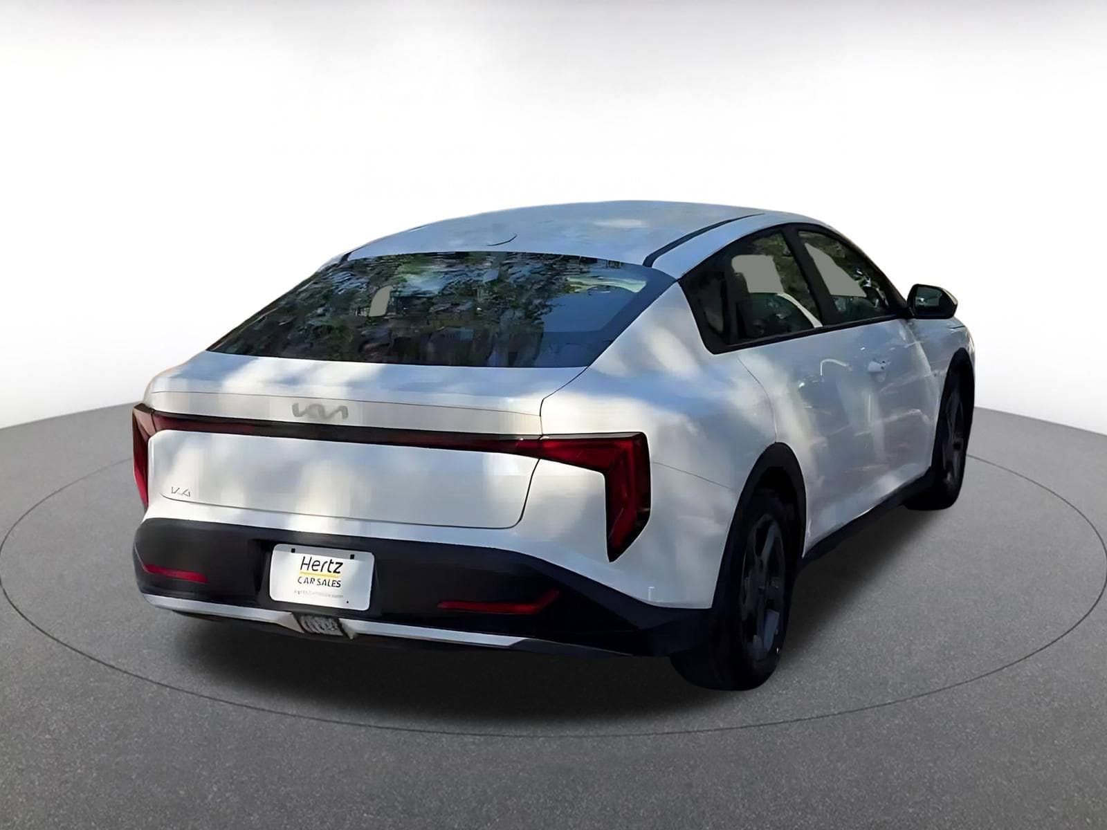 Thumbnail: 2025 Kia K4 - 14