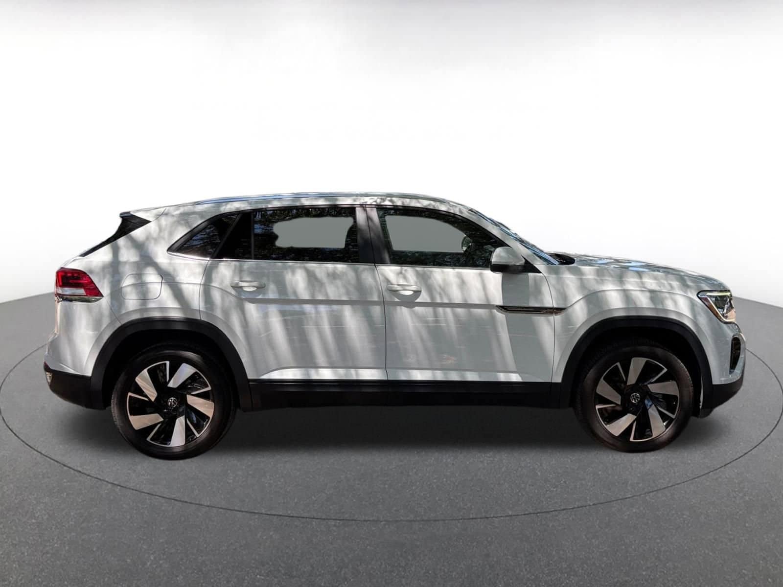 Thumbnail: 2024 Volkswagen Atlas - 8